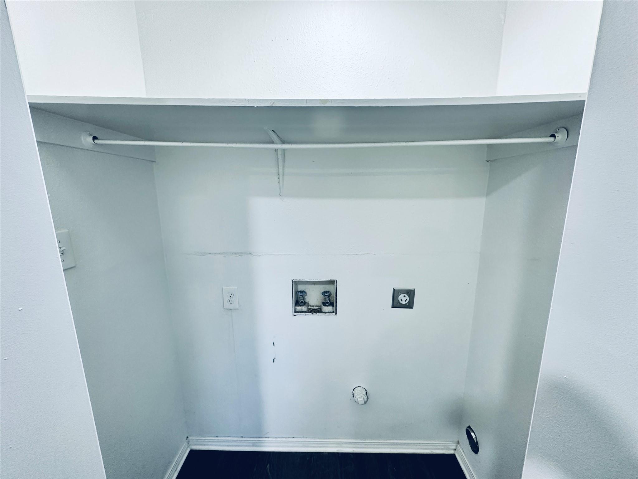 5507 Rose Hill Cir # B, Austin, TX 78745