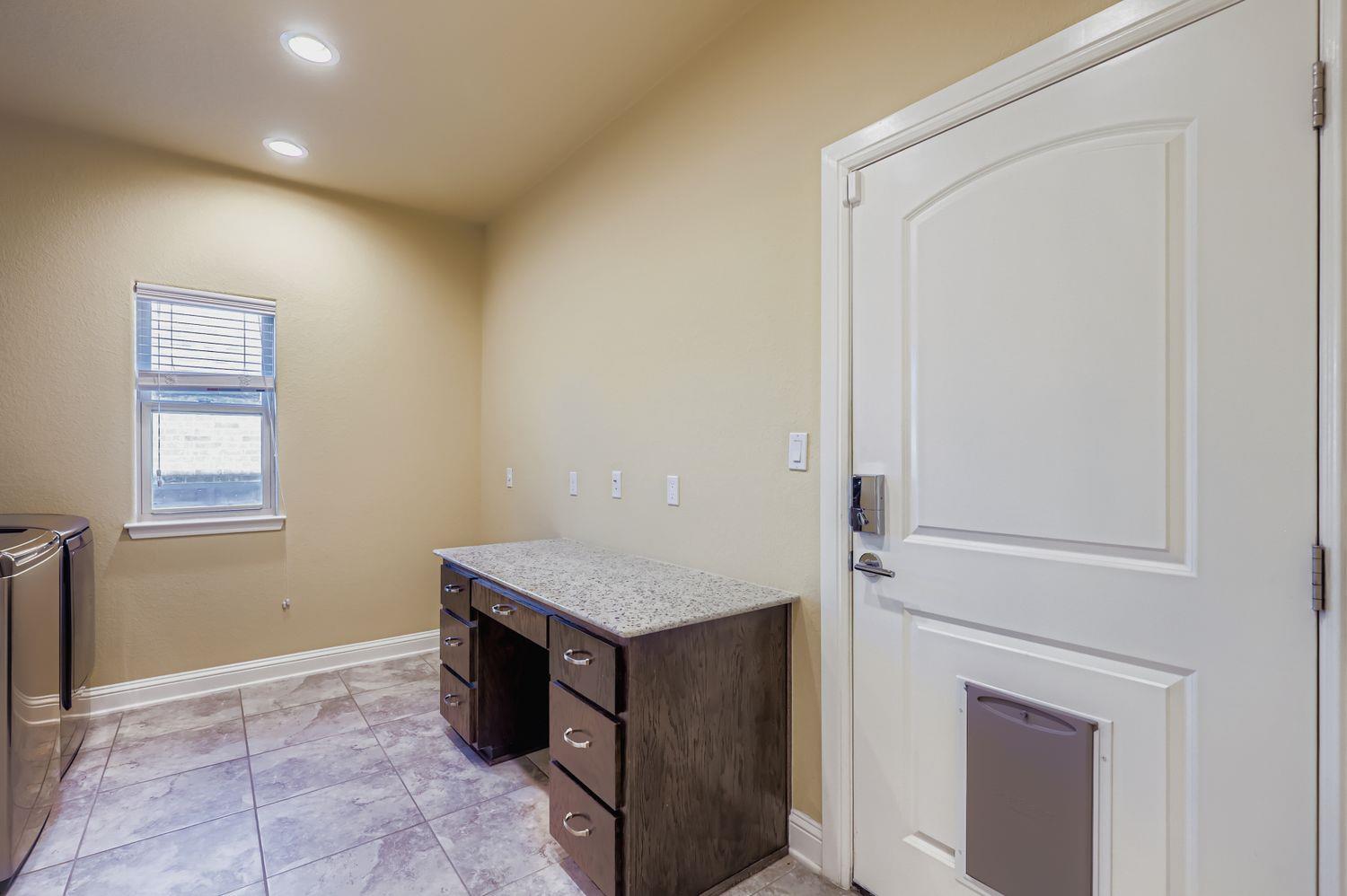 611 Algerita Dr, Georgetown, TX 78628