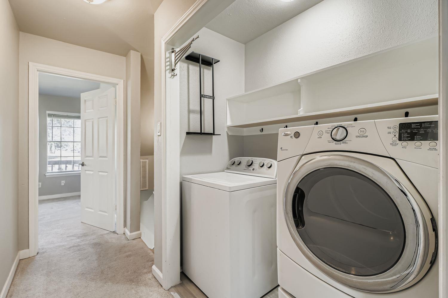 1827 River Crossing Cir # C, Austin, TX 78741