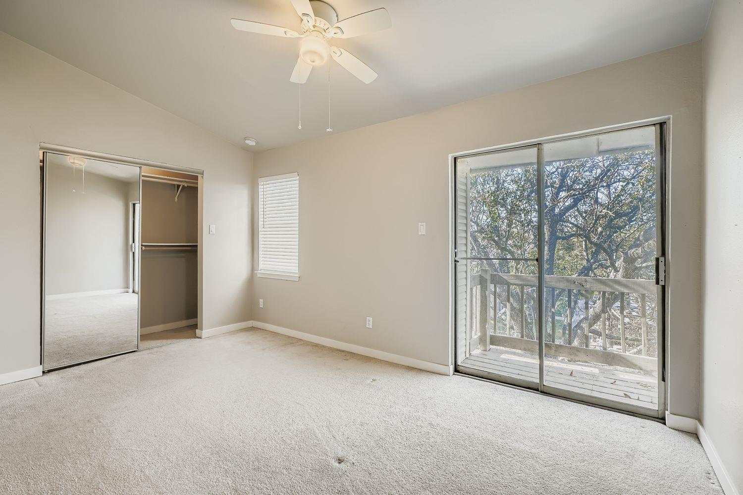 1827 River Crossing Cir # C, Austin, TX 78741
