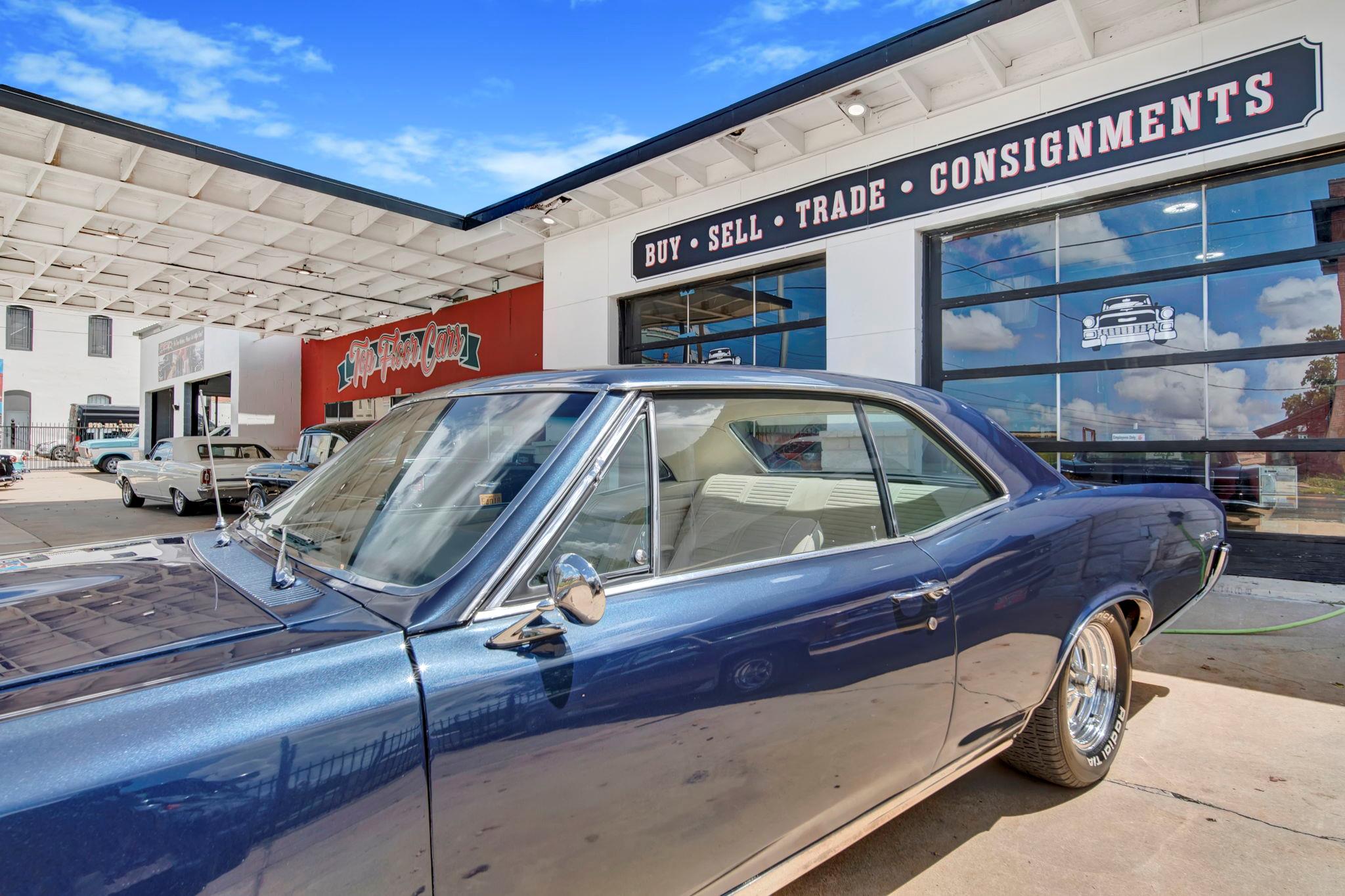 301 S Market St, Brenham, TX 77833