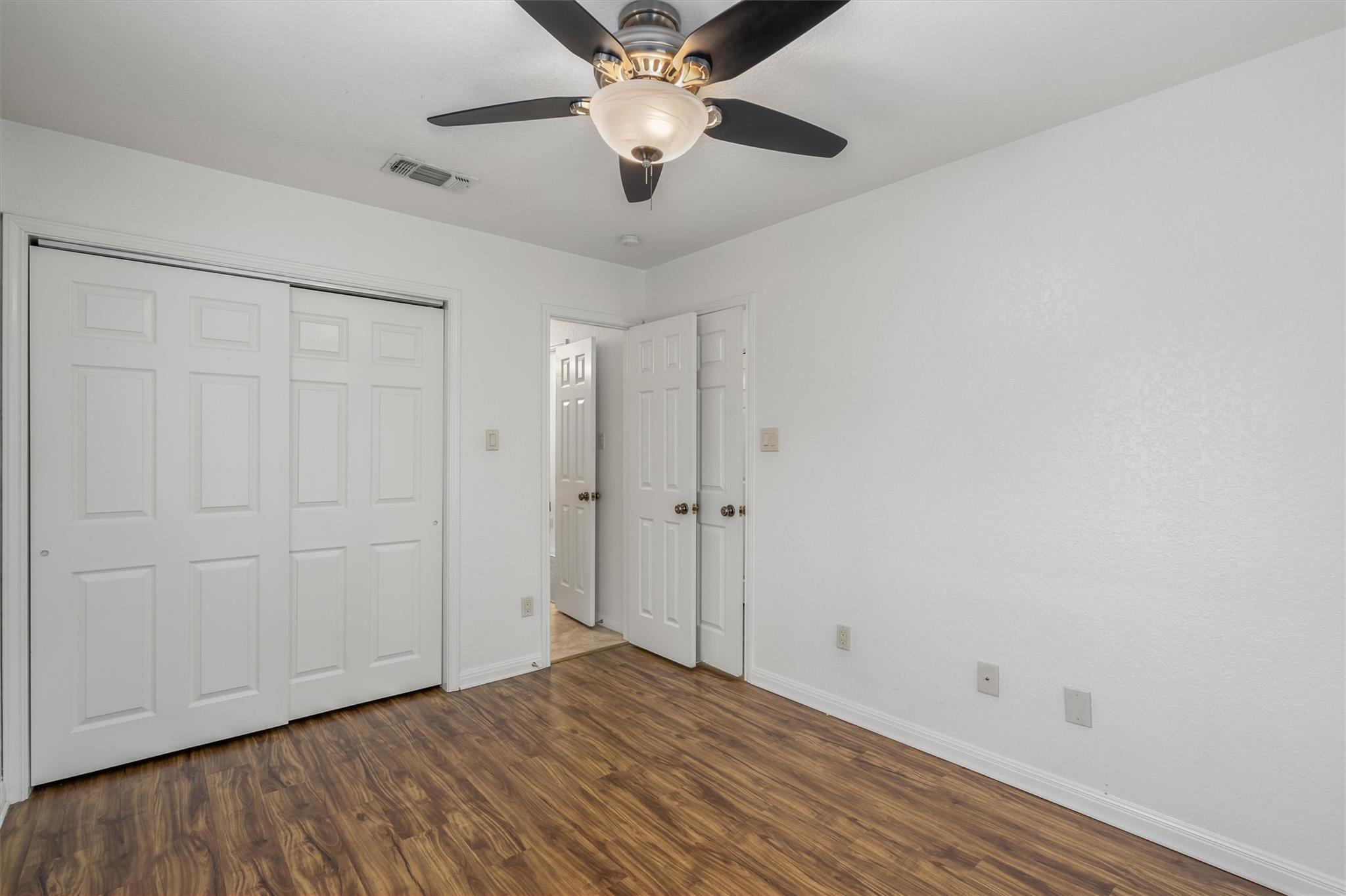 201 E 35th St # B, Austin, TX 78705