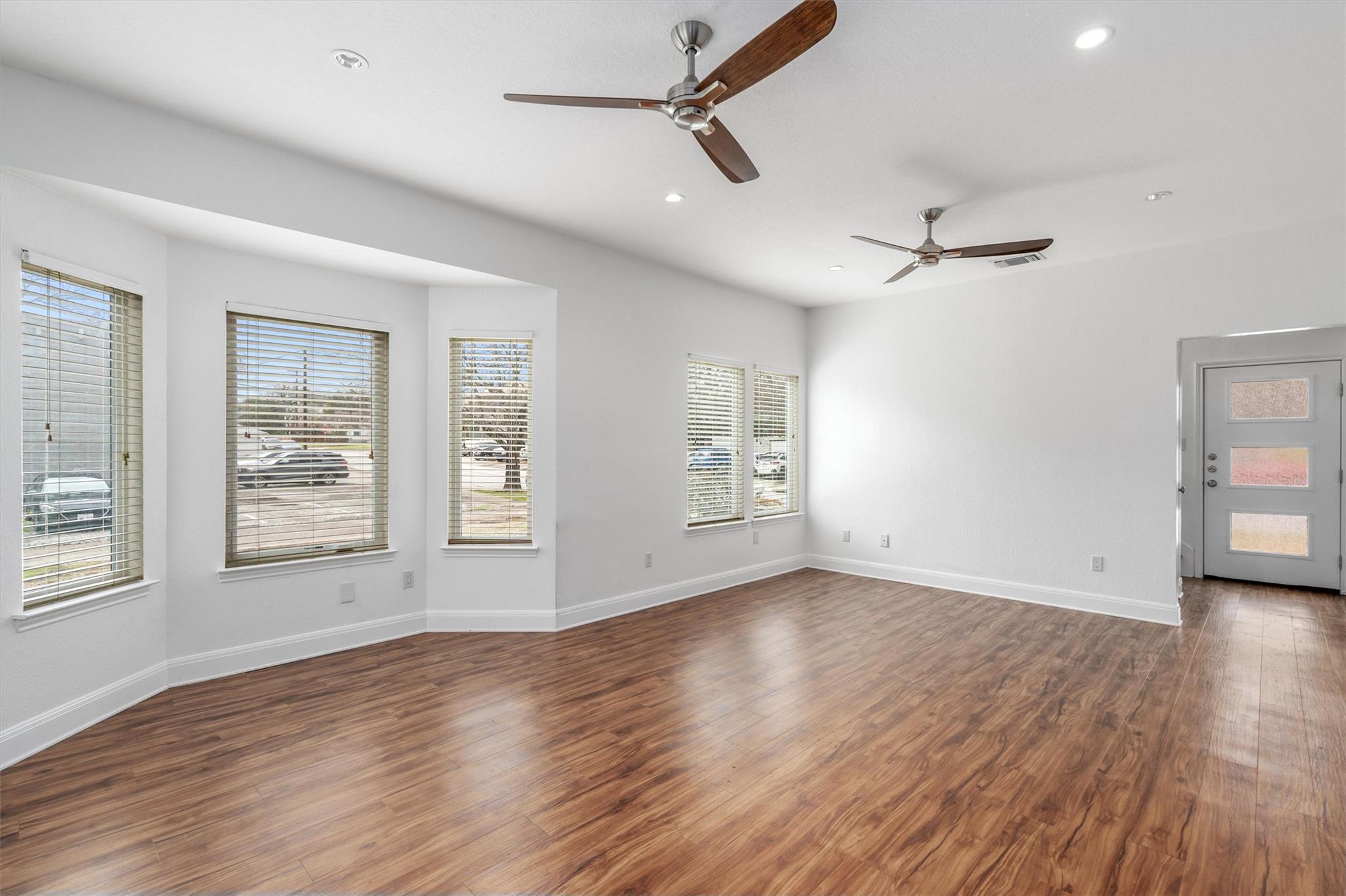 201 E 35th St # B, Austin, TX 78705