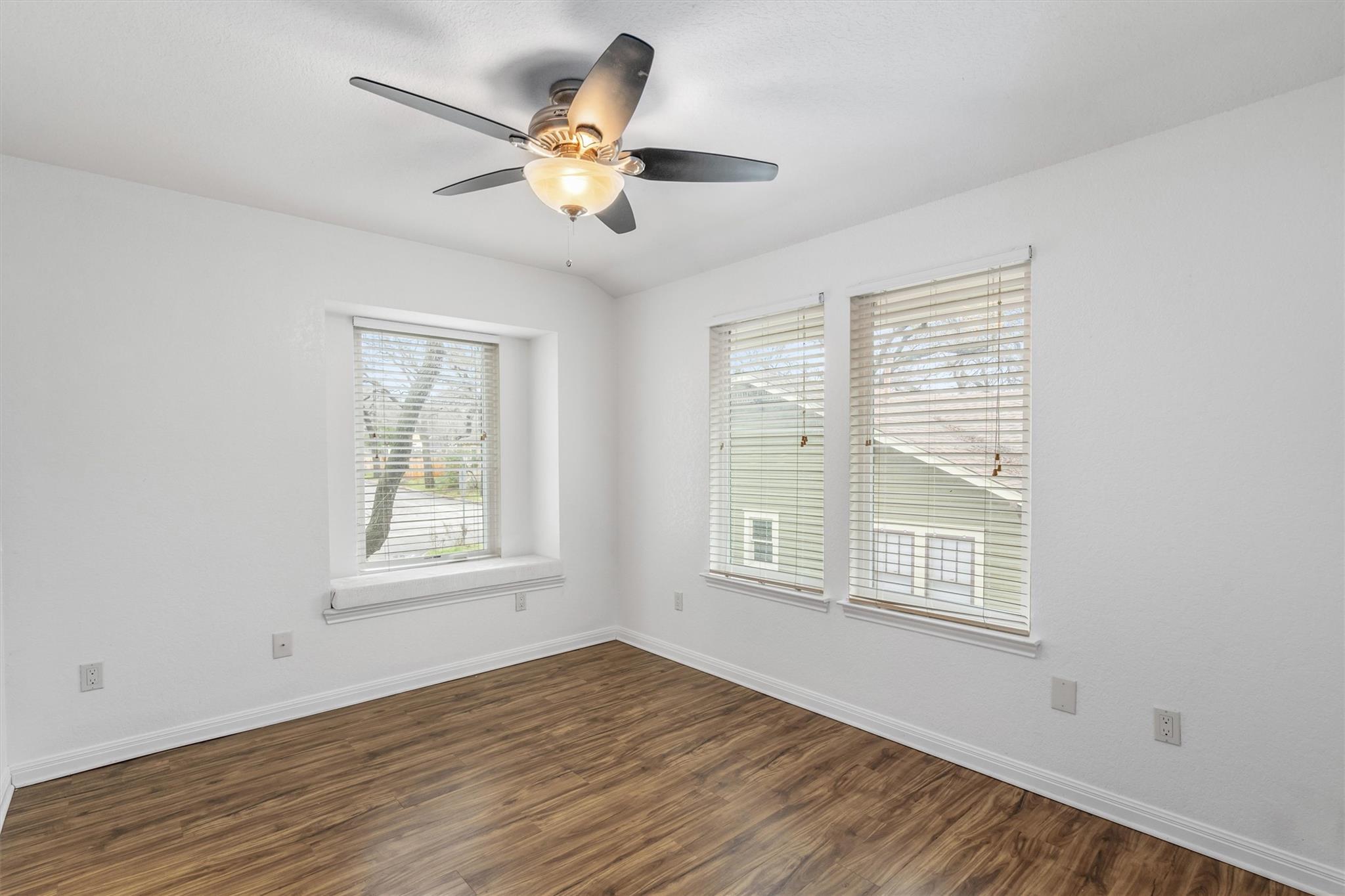 201 E 35th St # B, Austin, TX 78705