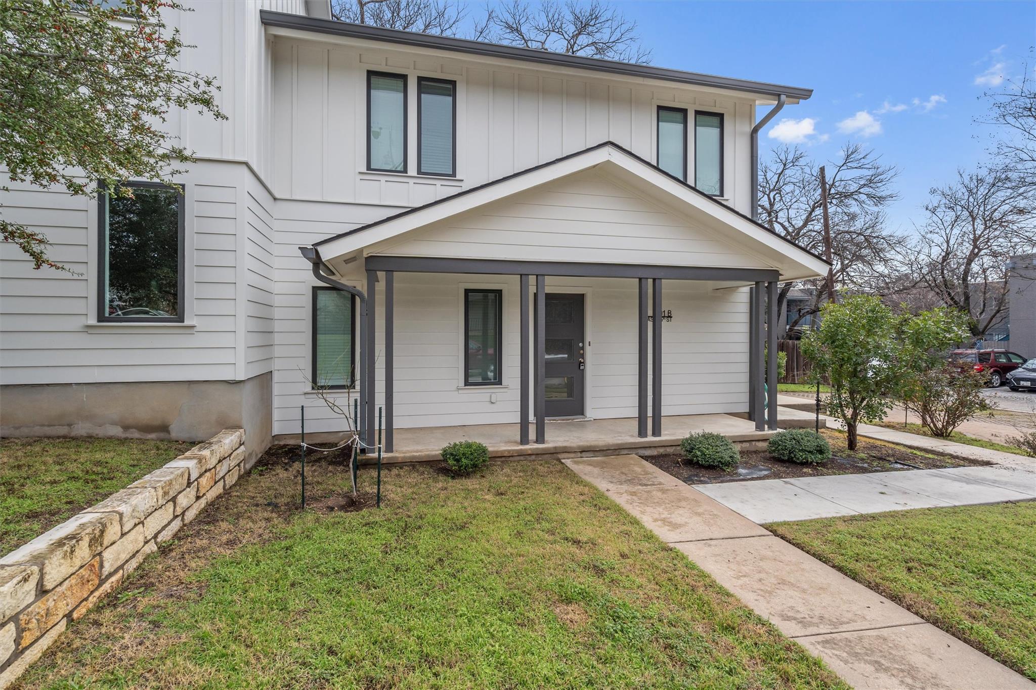 201 E 35th St # B, Austin, TX 78705