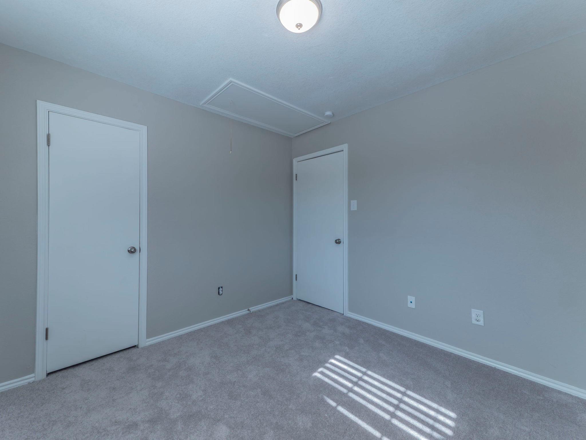 1807 Parkwood Dr, Leander, TX 78641