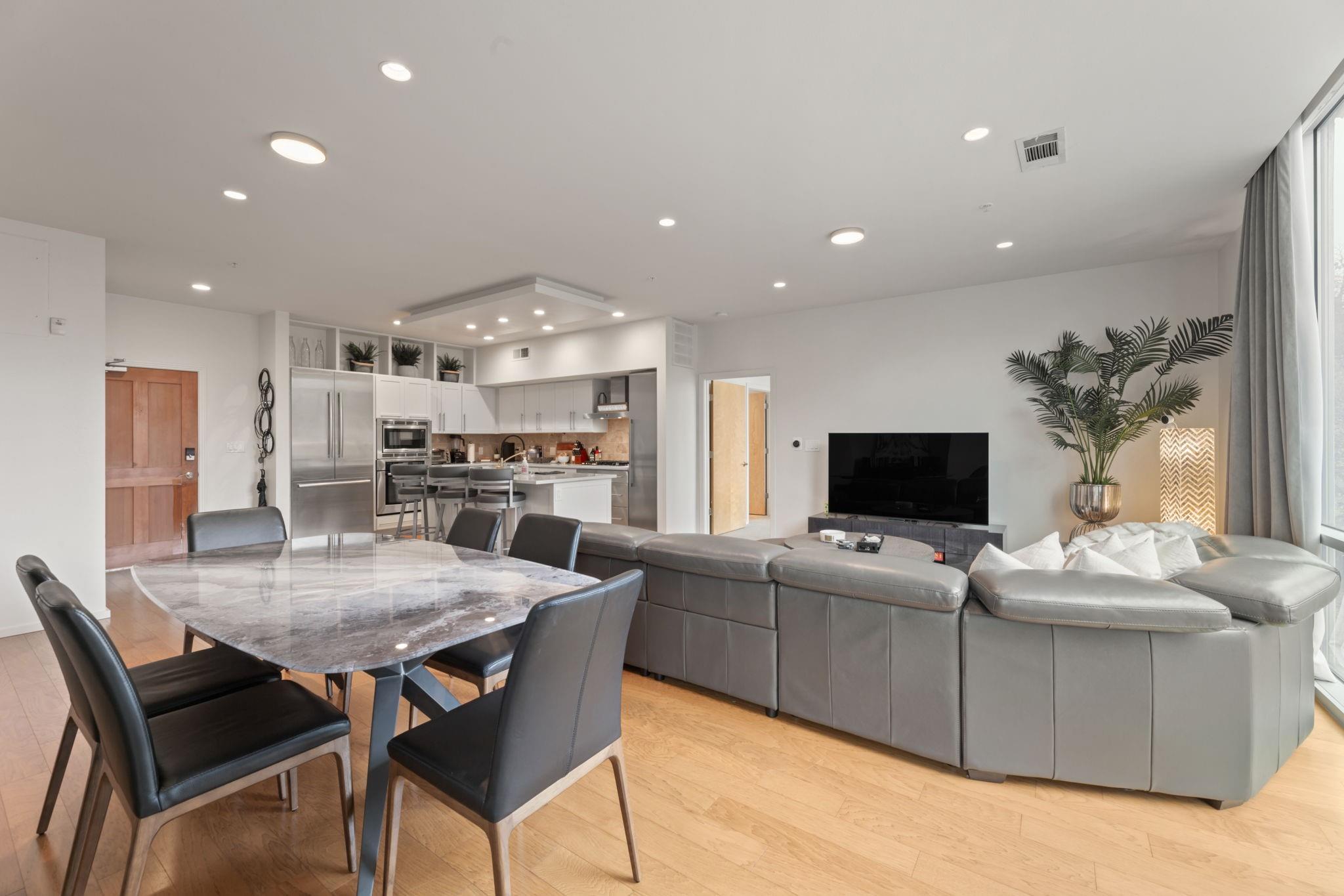 1600 Barton Springs Rd # 4204, Austin, TX 78704