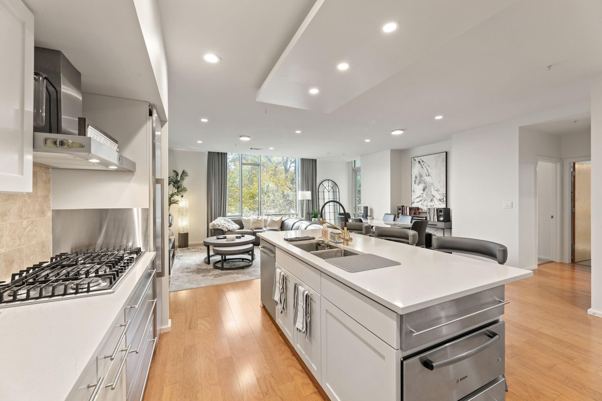 1600 Barton Springs Rd # 4204, Austin, TX 78704