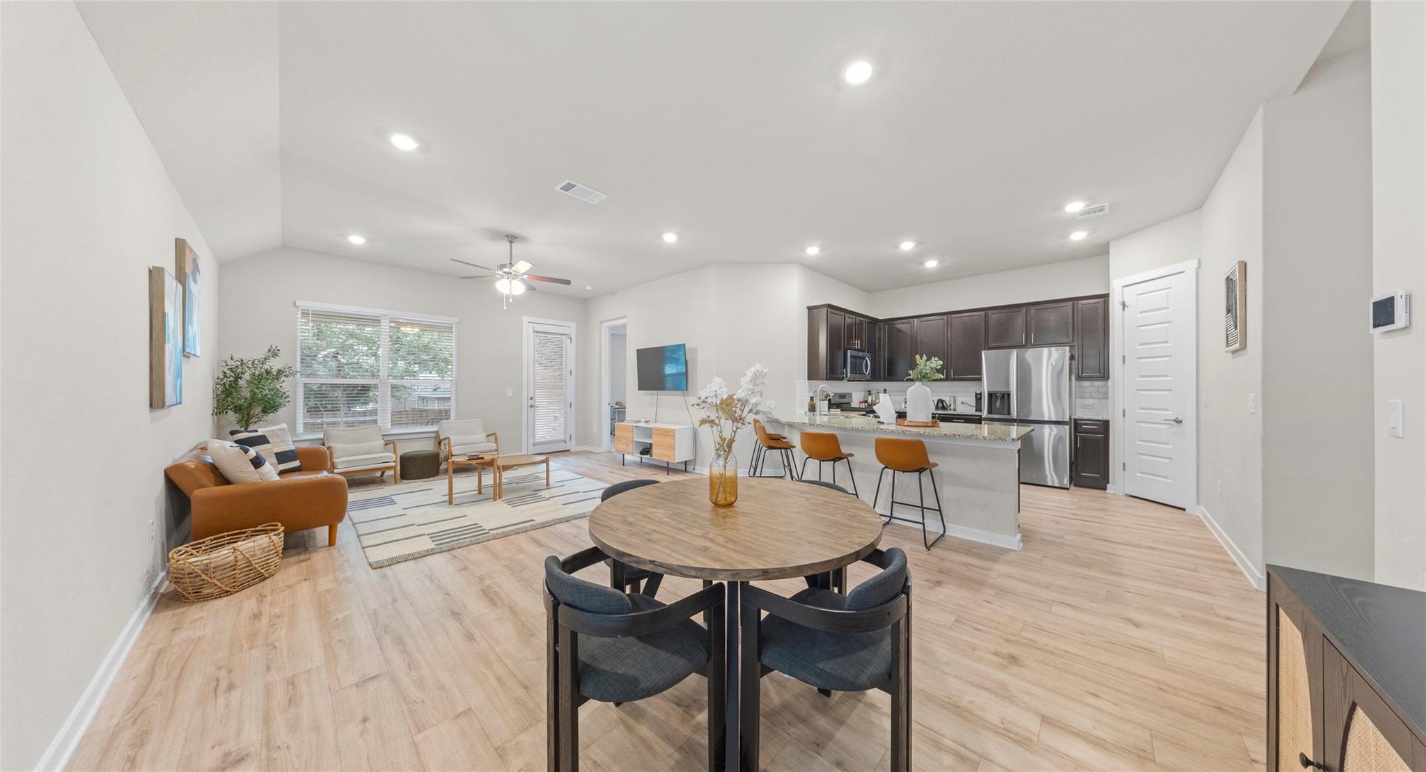 2416 Bear Cub Bnd, Leander, TX 78641