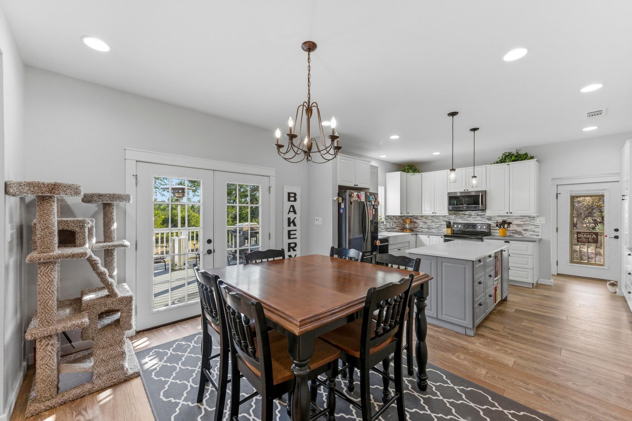 655 Cascade Trl, San Marcos, TX 78666