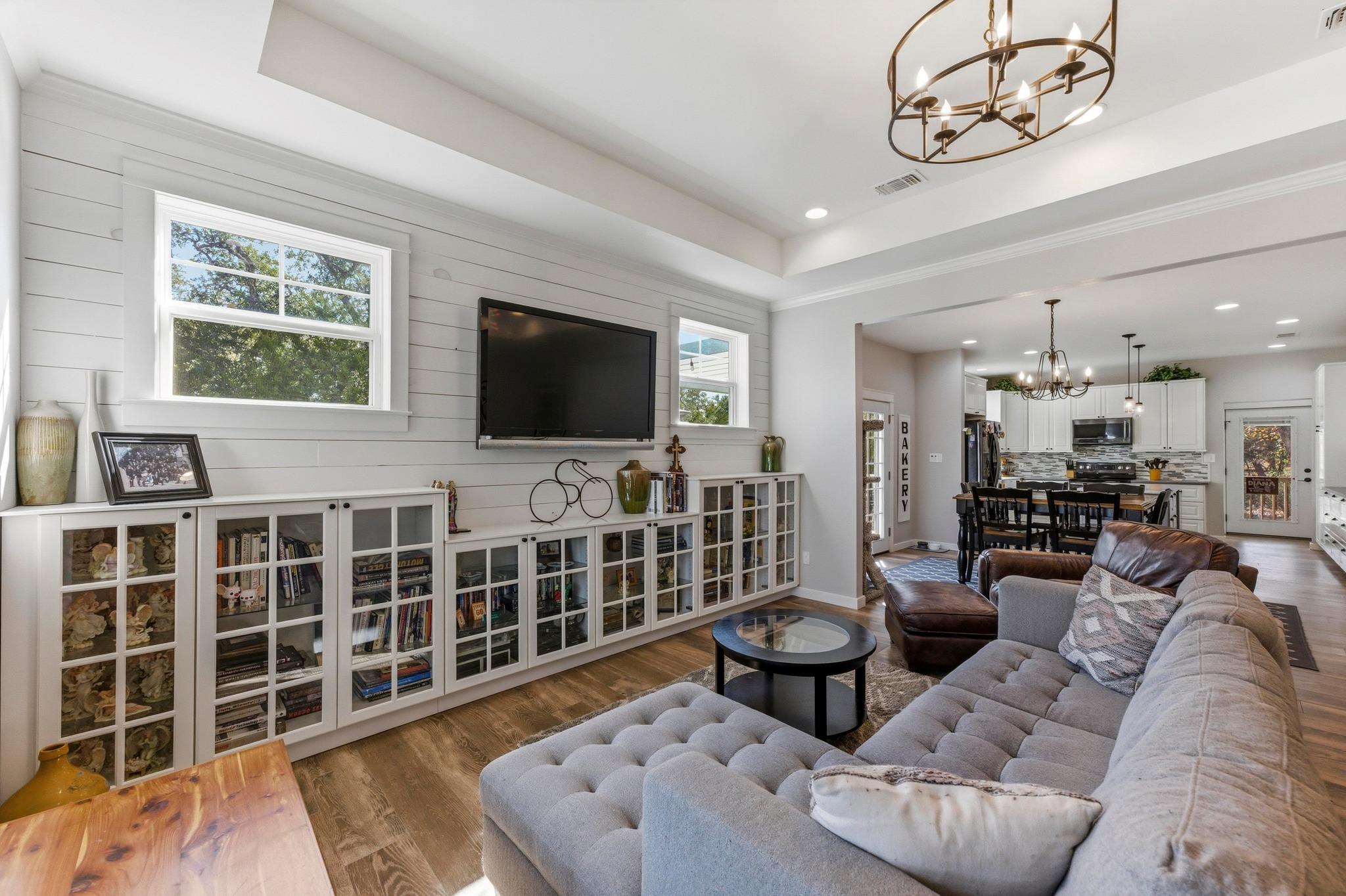 655 Cascade Trl, San Marcos, TX 78666