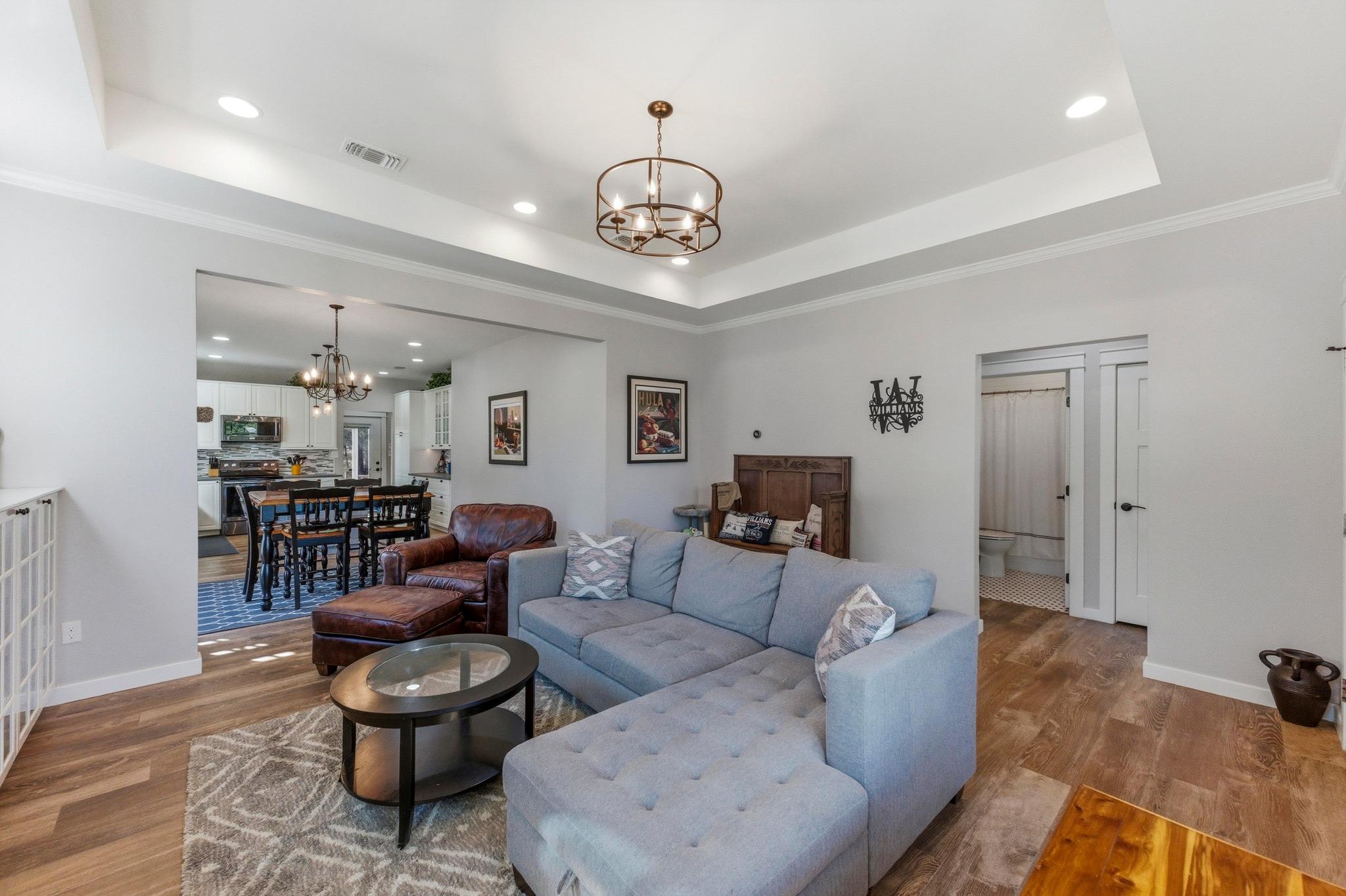 655 Cascade Trl, San Marcos, TX 78666