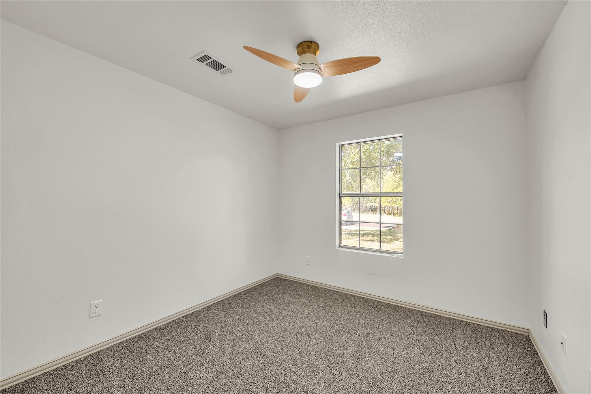 42 Great West Loop, Belton, TX 76513