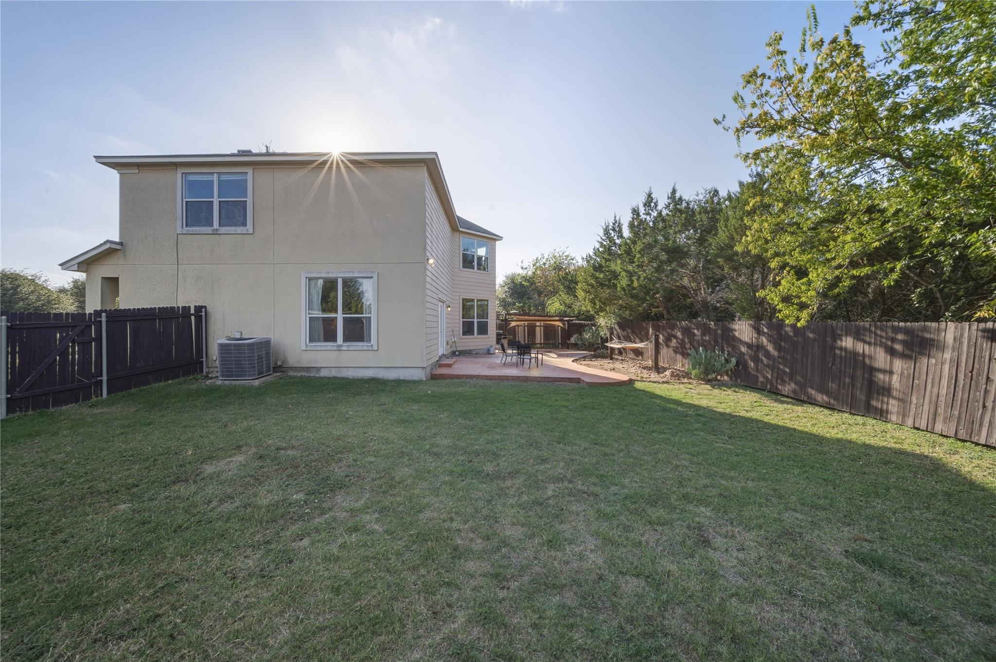 2207 Lauren Loop, Leander, TX 78641