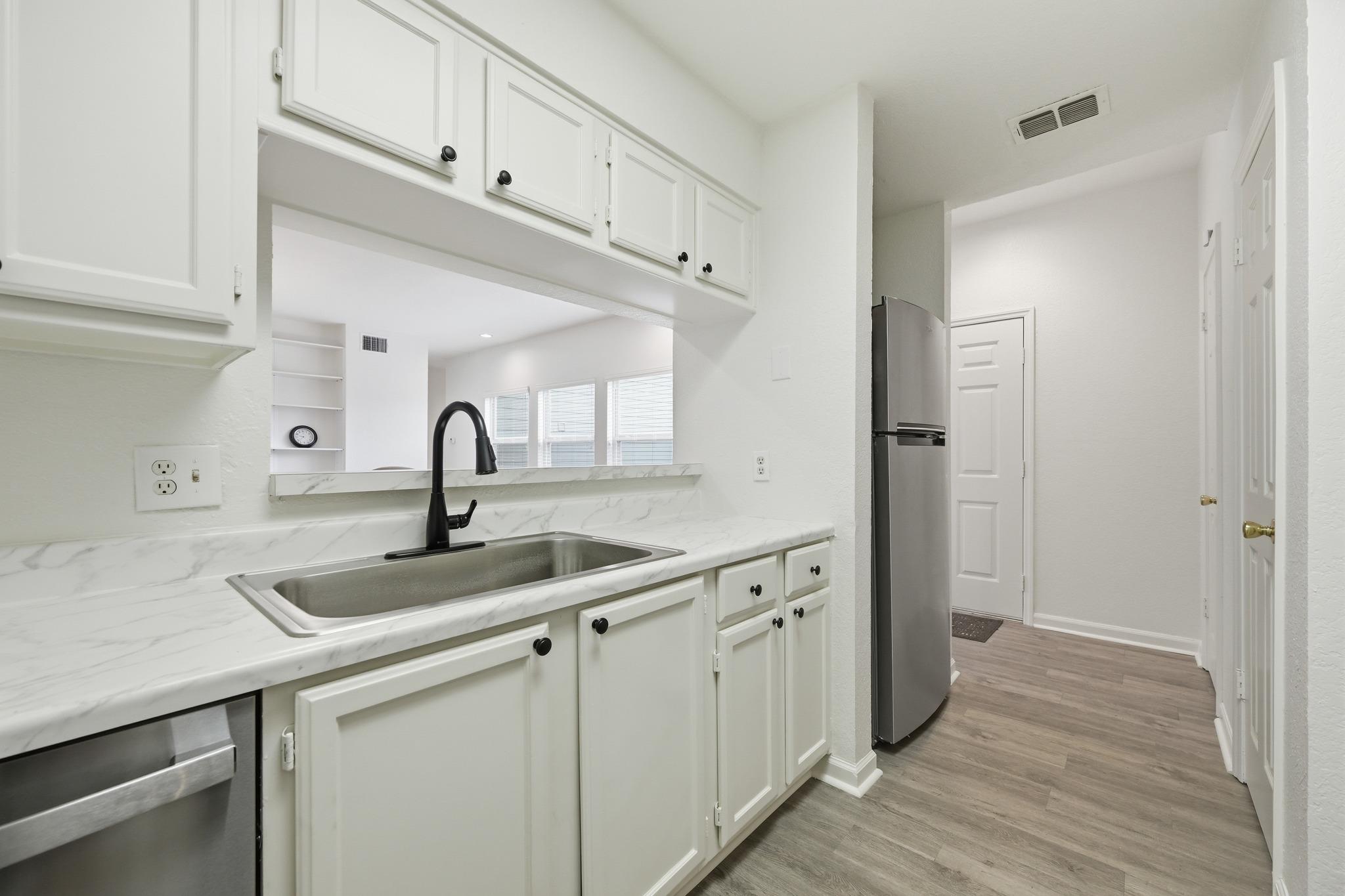 4409 Duval St # 305, Austin, TX 78751