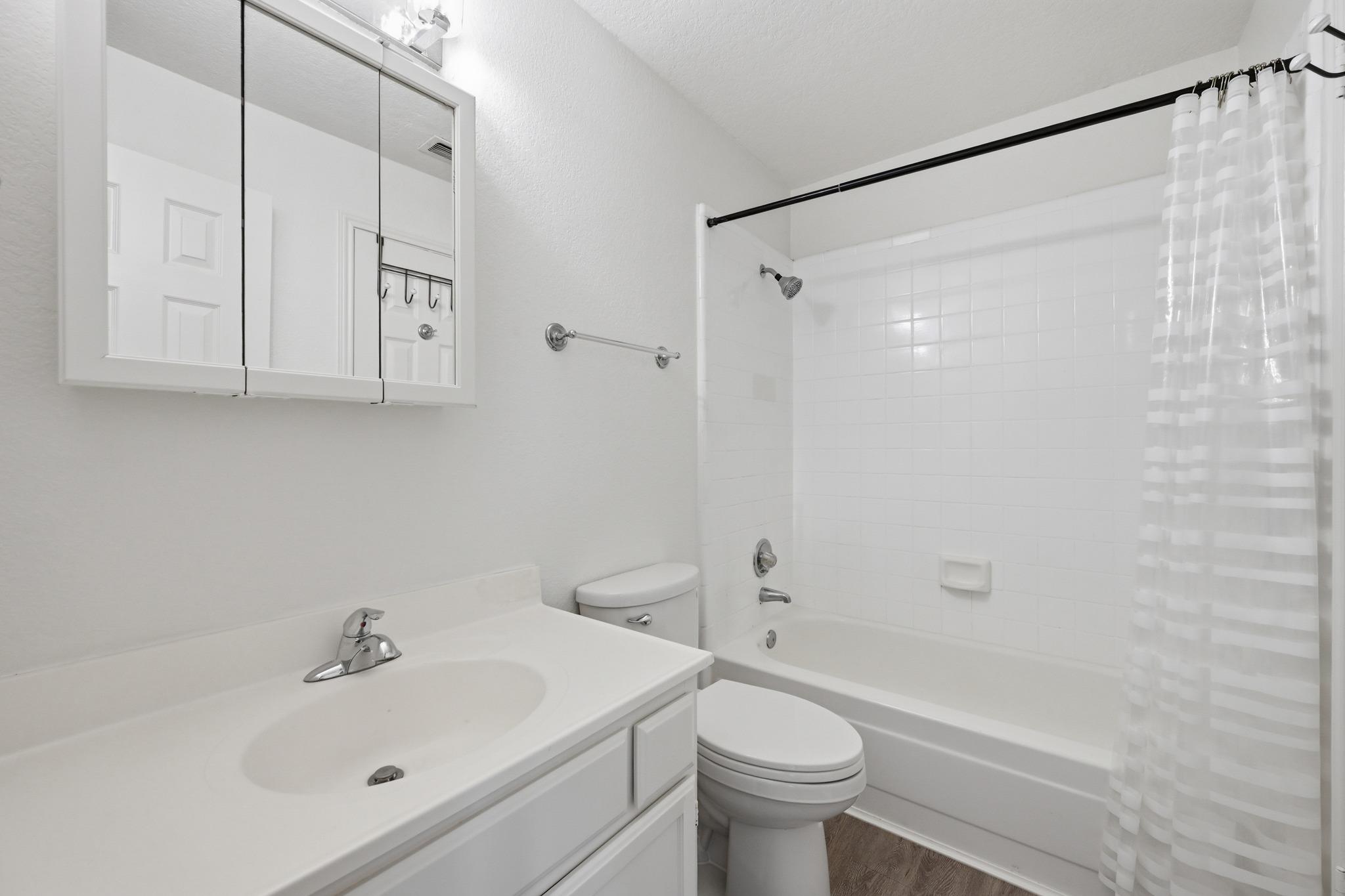 4409 Duval St # 305, Austin, TX 78751