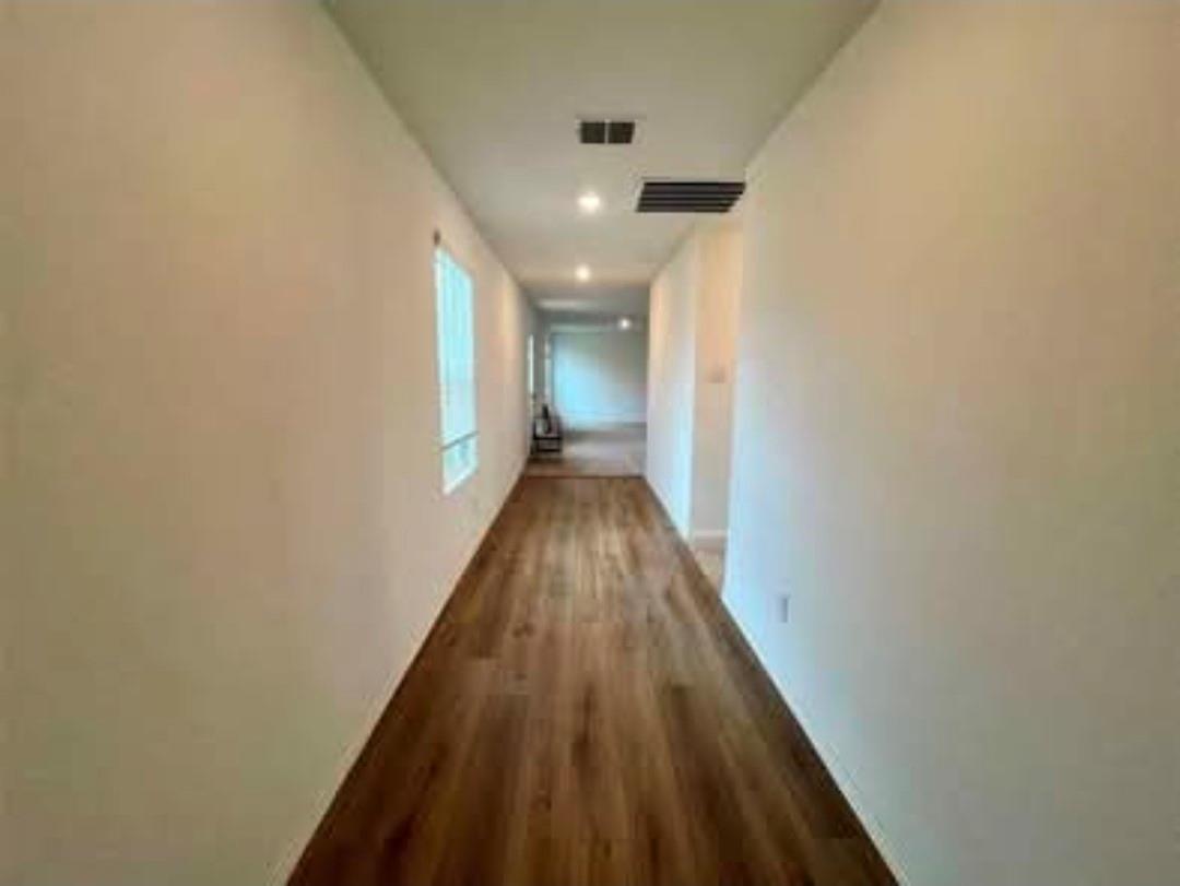 420 Halfmoon Dr, Lockhart, TX 78644