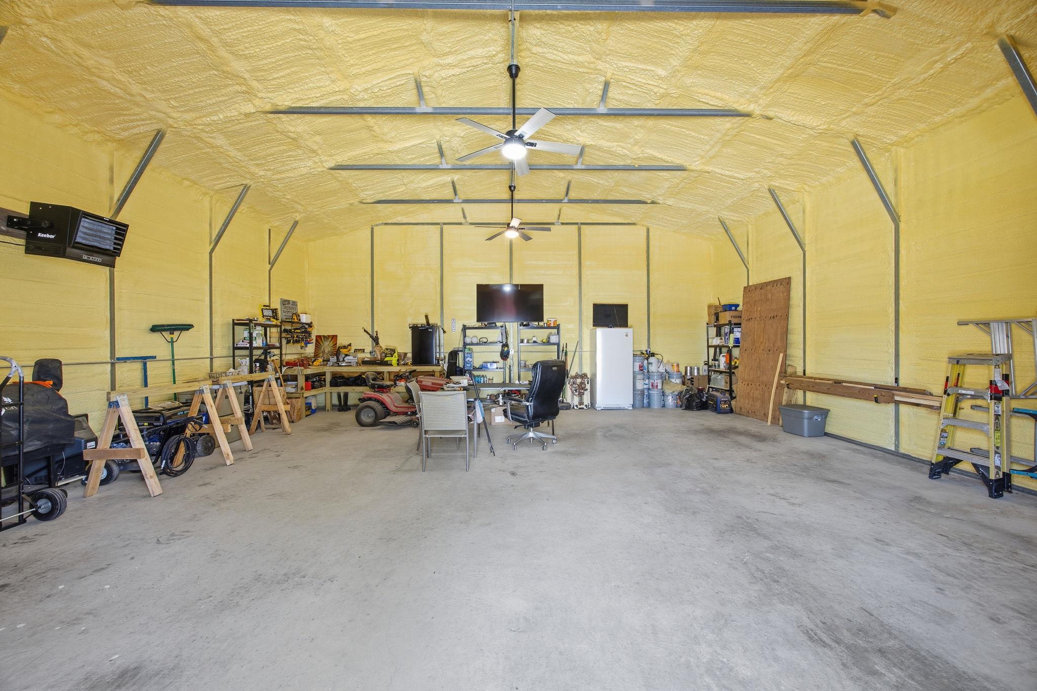 182 Wayside Ct, Elgin, TX 78621