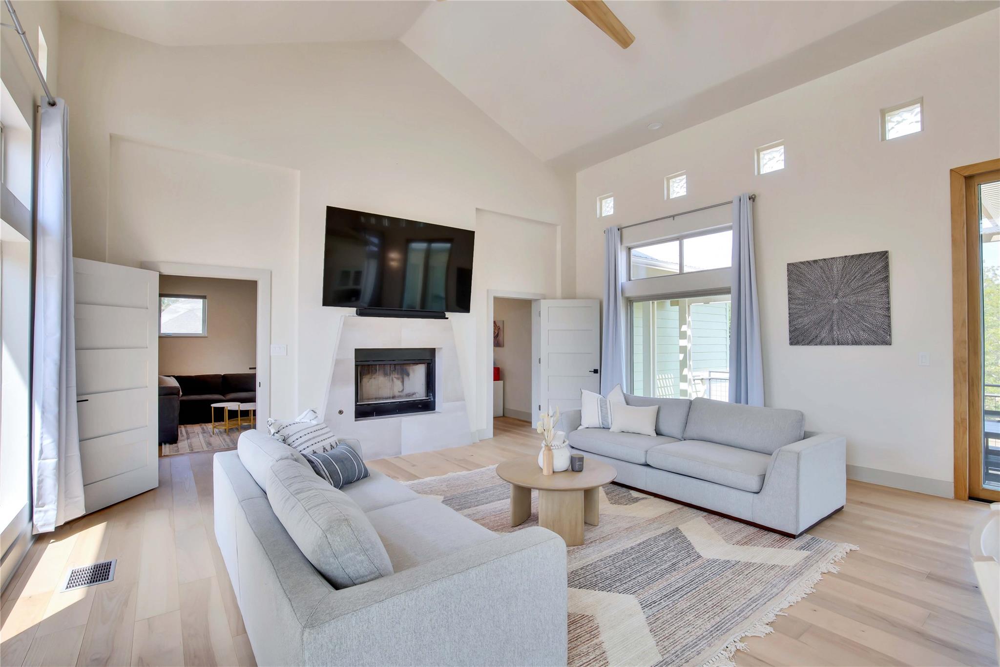 609 S Creekwood Dr, Driftwood, TX 78619