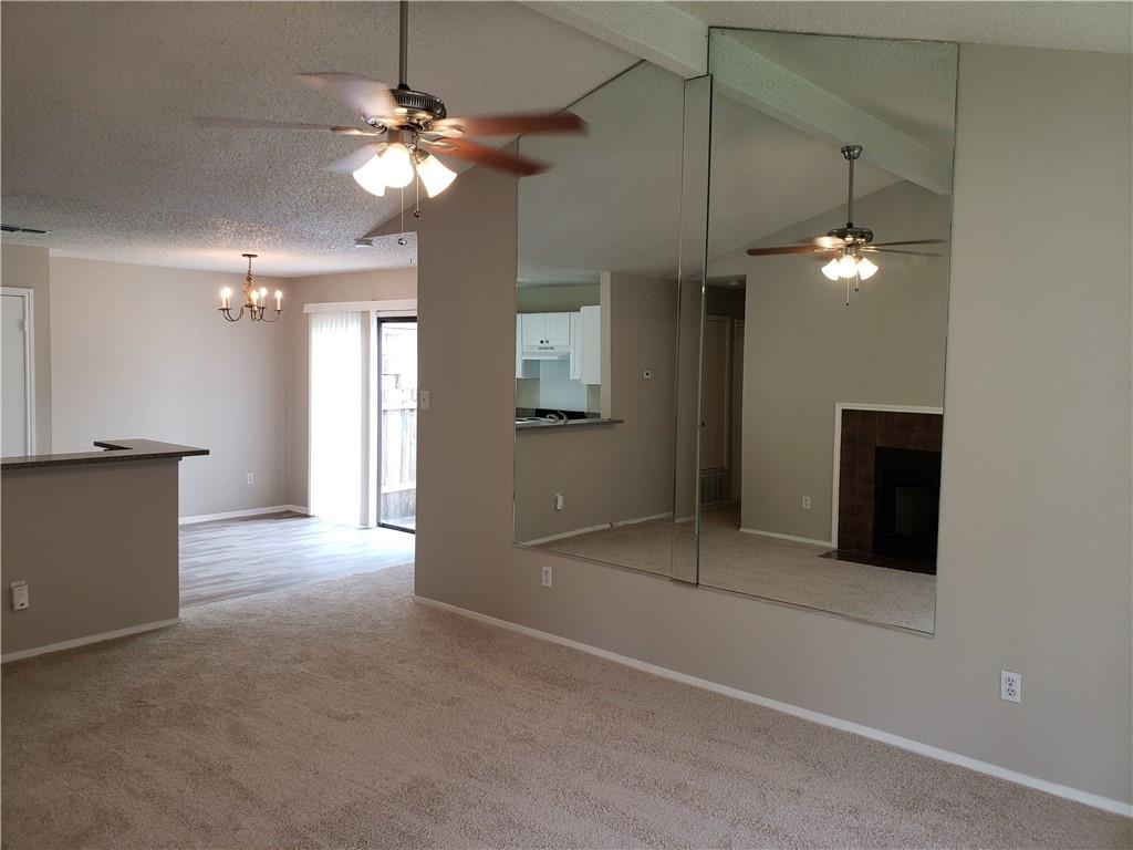 1825 Rainy Meadows Dr, Austin, TX 78758