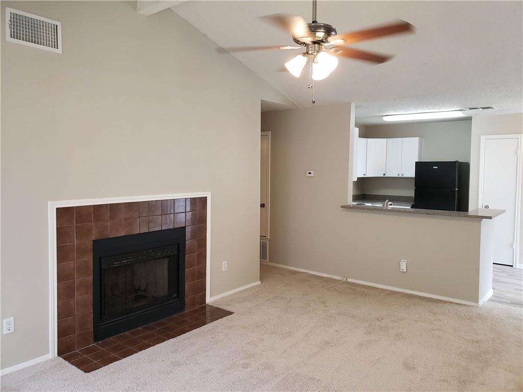 1825 Rainy Meadows Dr, Austin, TX 78758