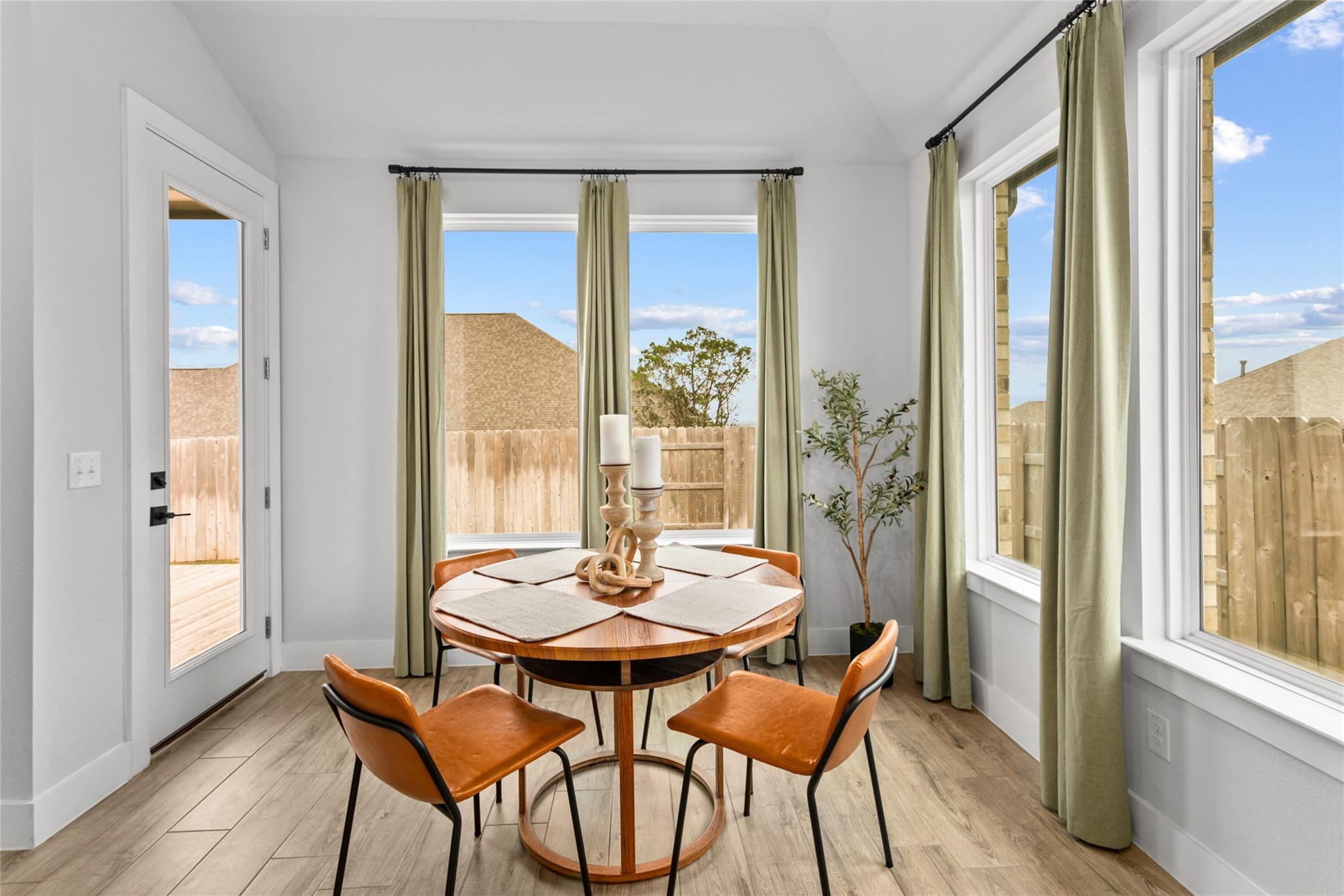 1035 Teakmill Trl, San Marcos, TX 78666