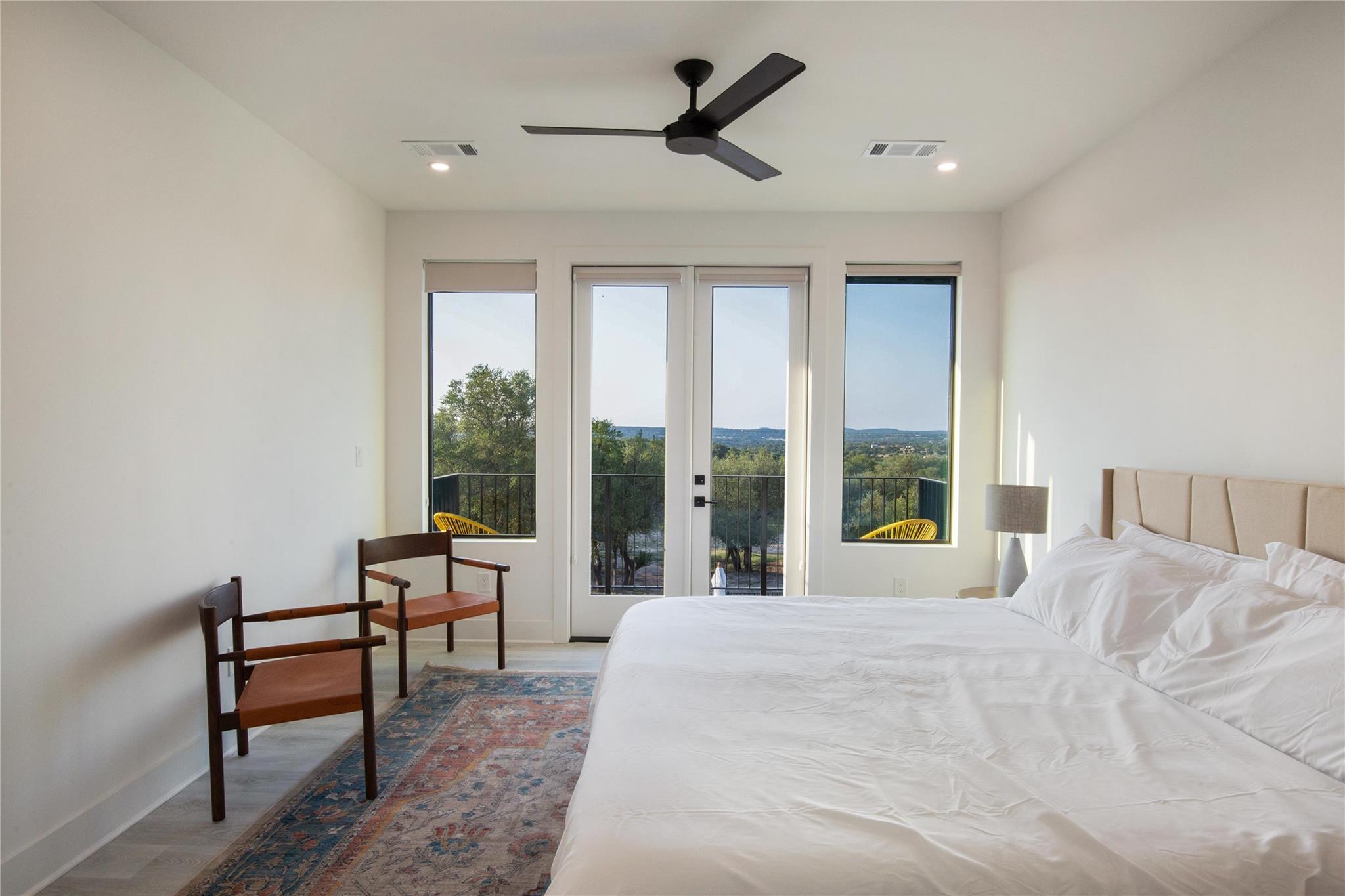 171 Hart Ln, Dripping Springs, TX 78620