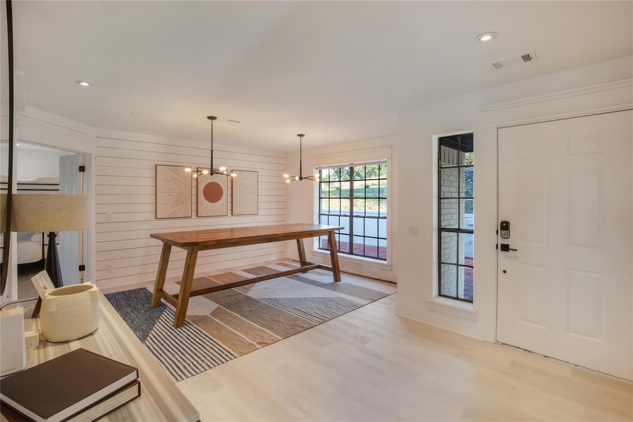 171 Hart Ln, Dripping Springs, TX 78620