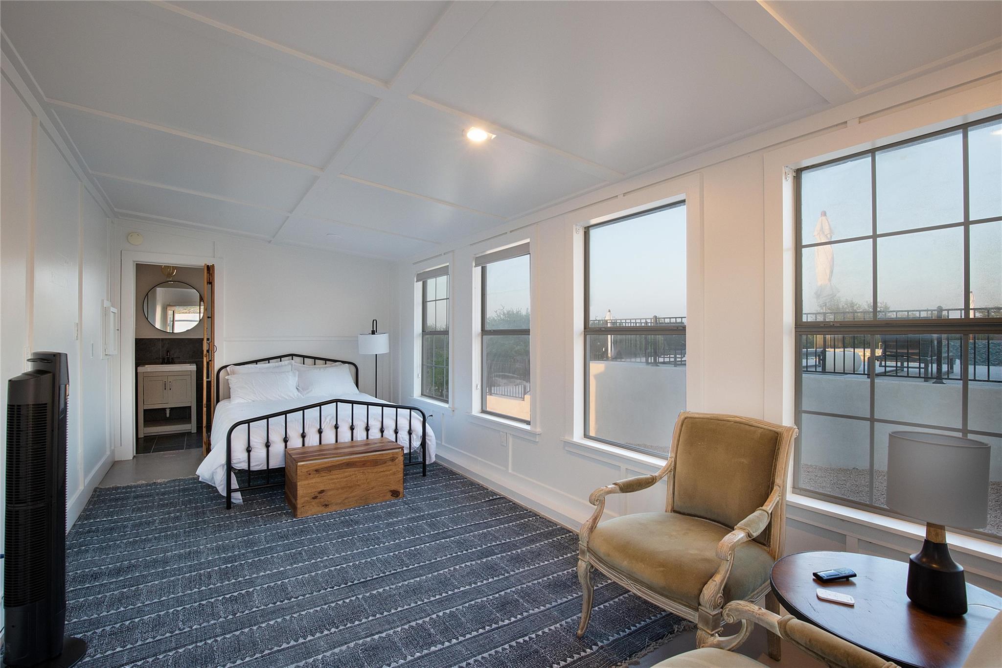 171 Hart Ln, Dripping Springs, TX 78620