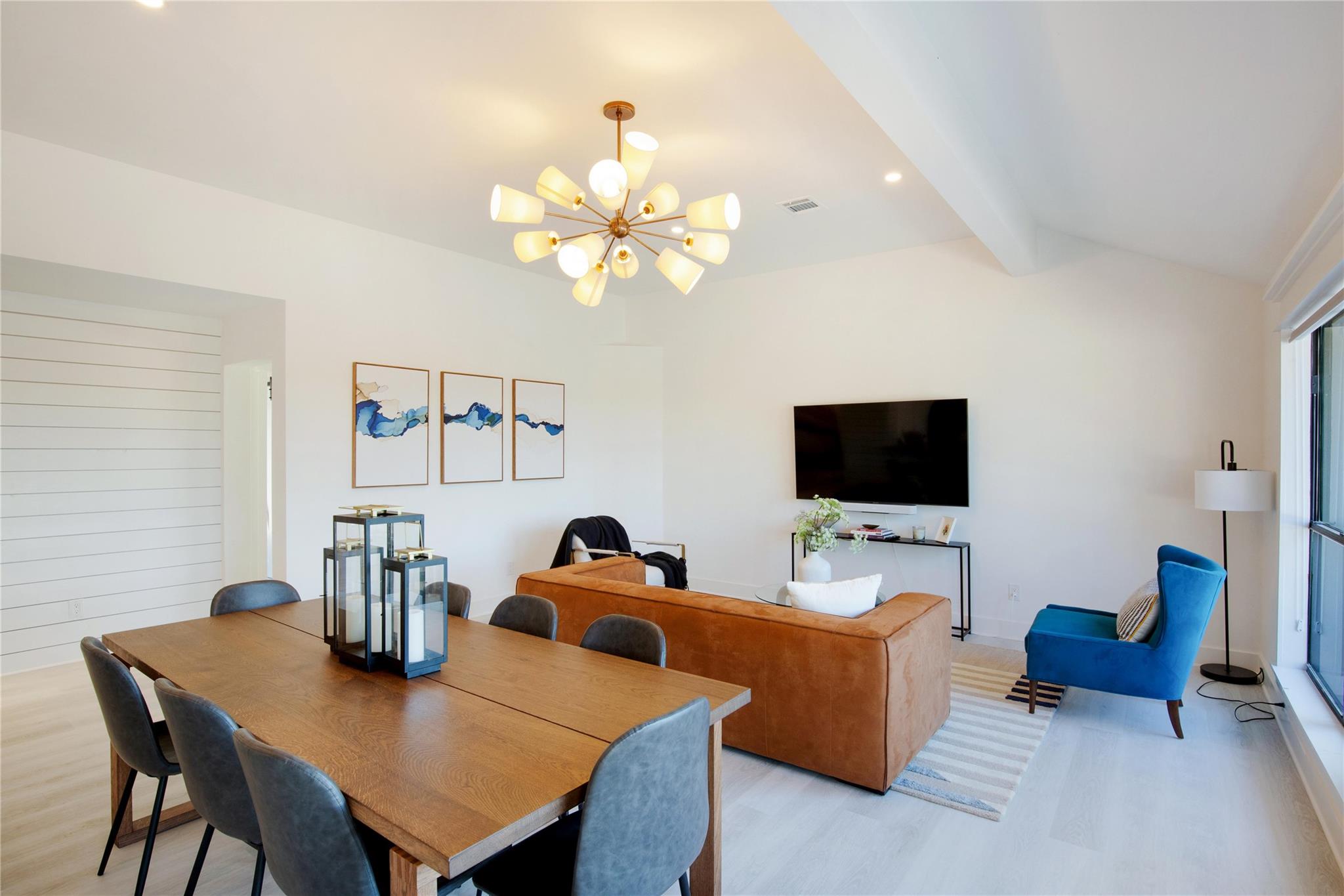 171 Hart Ln, Dripping Springs, TX 78620