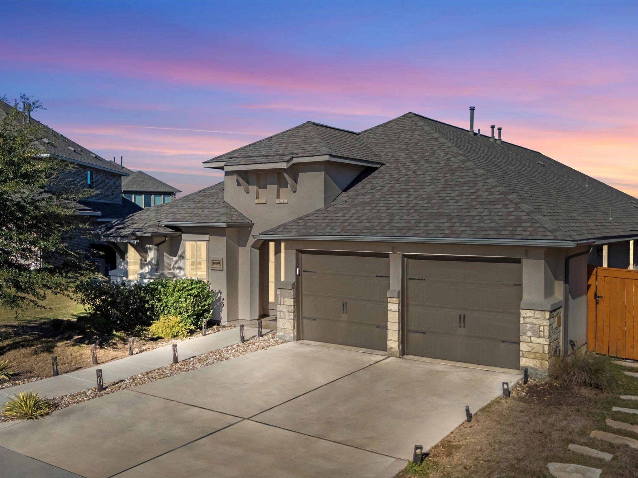 1009 Deer Rim Rd, Leander, TX 78641