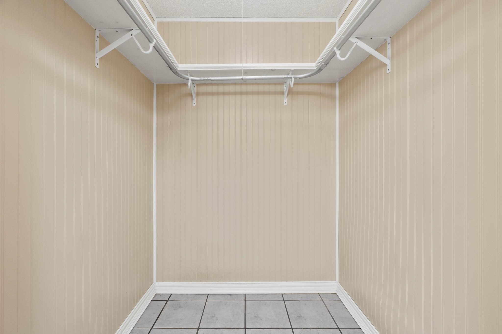 500 Grand Prairie Cir, Dripping Springs, TX 78620