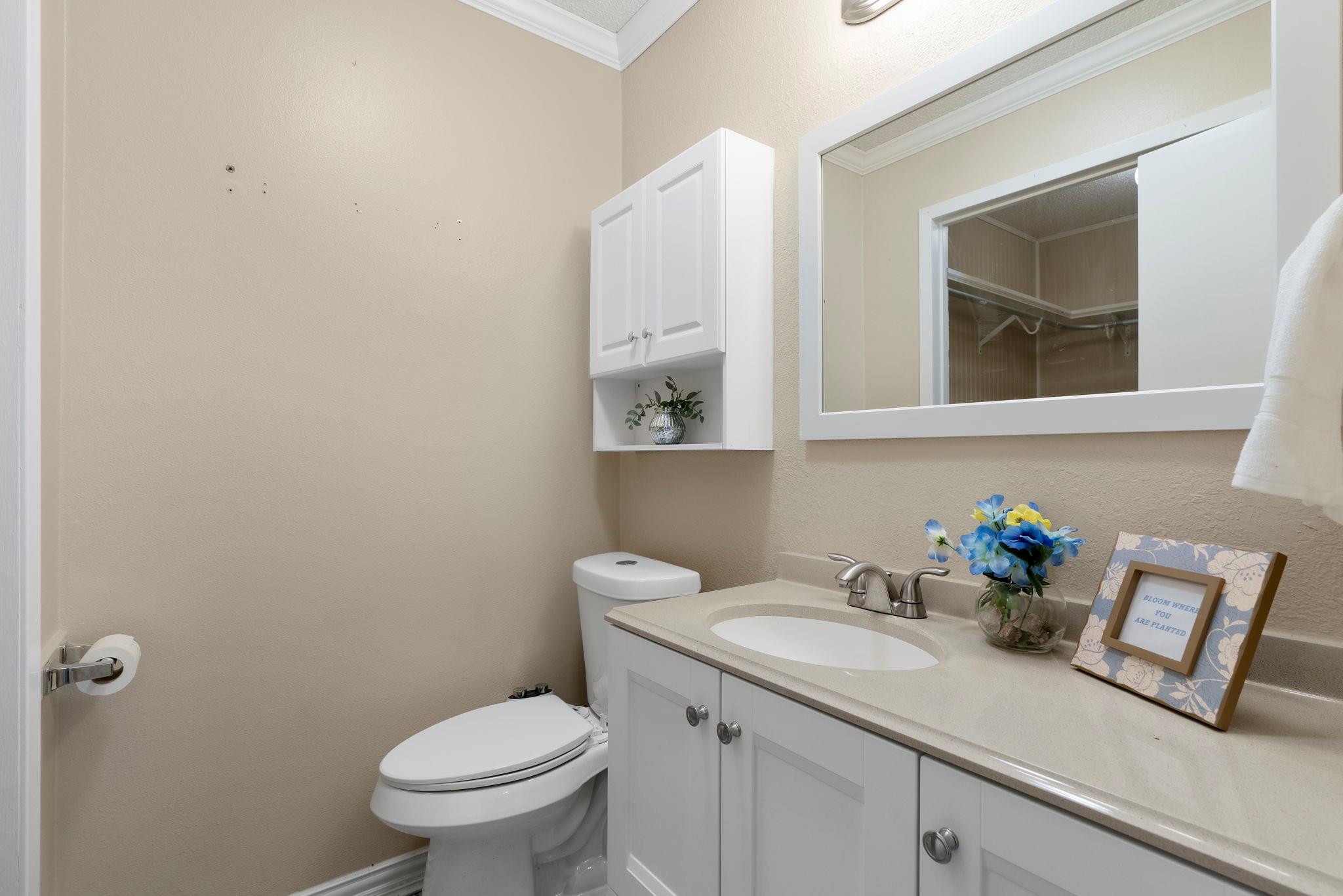 500 Grand Prairie Cir, Dripping Springs, TX 78620