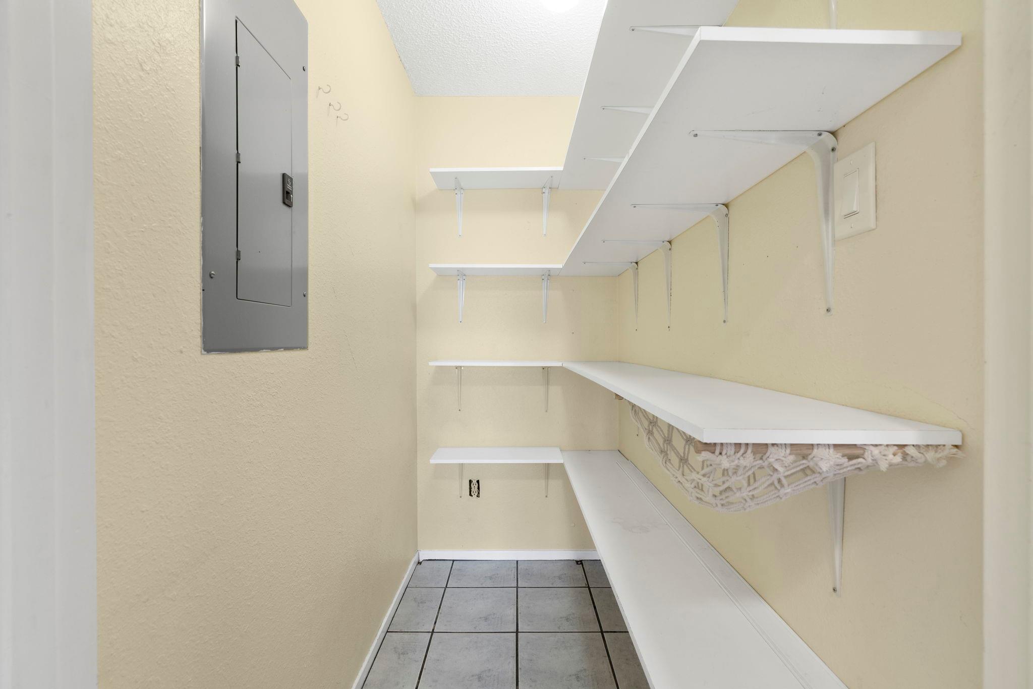 500 Grand Prairie Cir, Dripping Springs, TX 78620