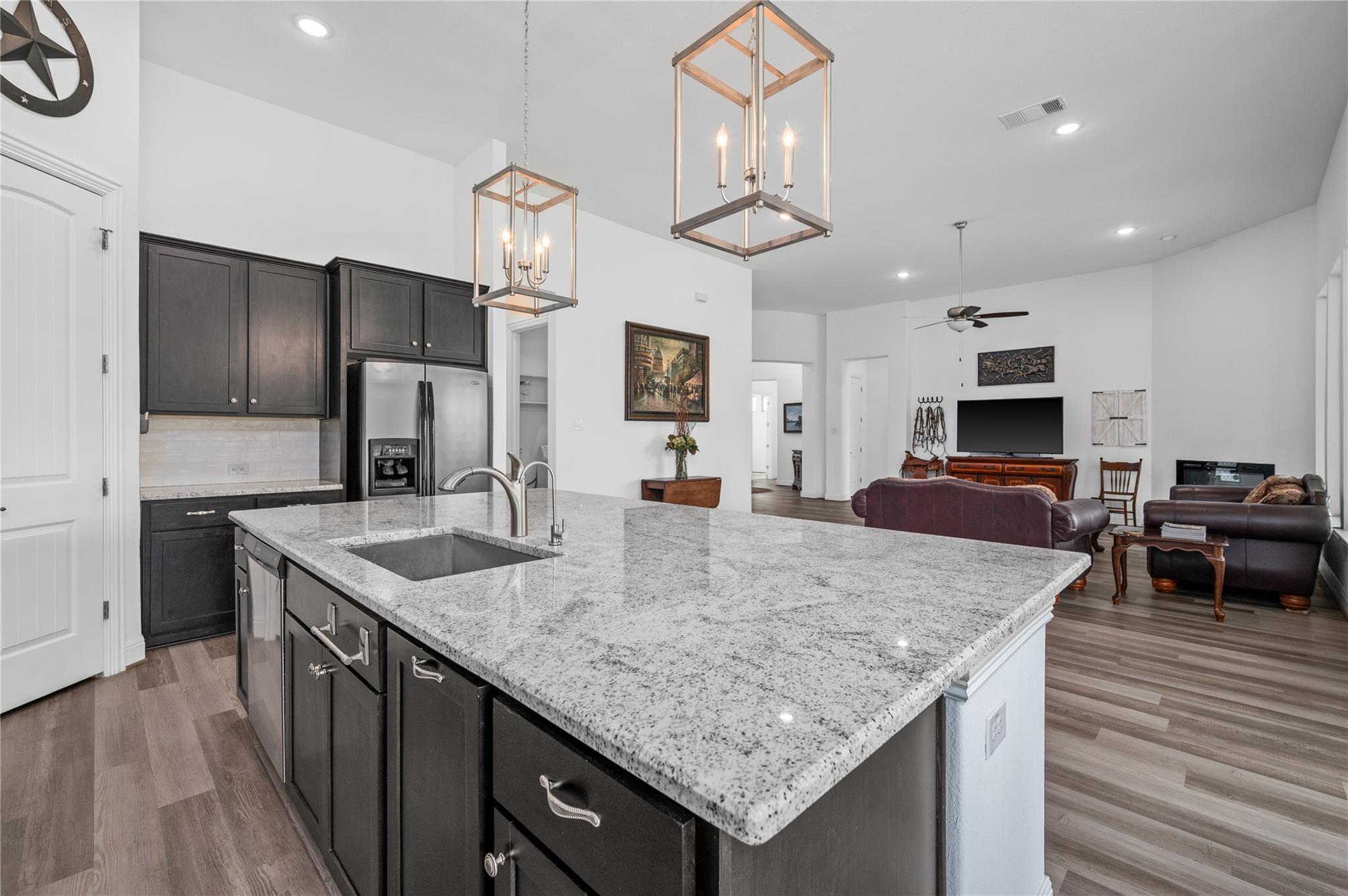 1404 Scenic Oaks Dr, Georgetown, TX 78628