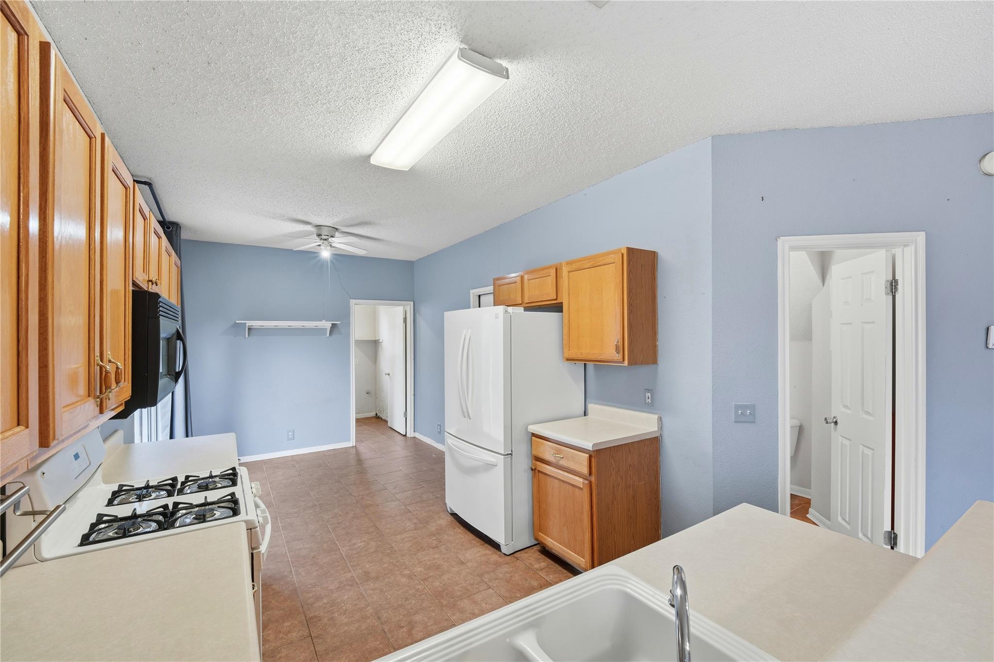 1528 JERUSALEM Dr, Round Rock, TX 78664