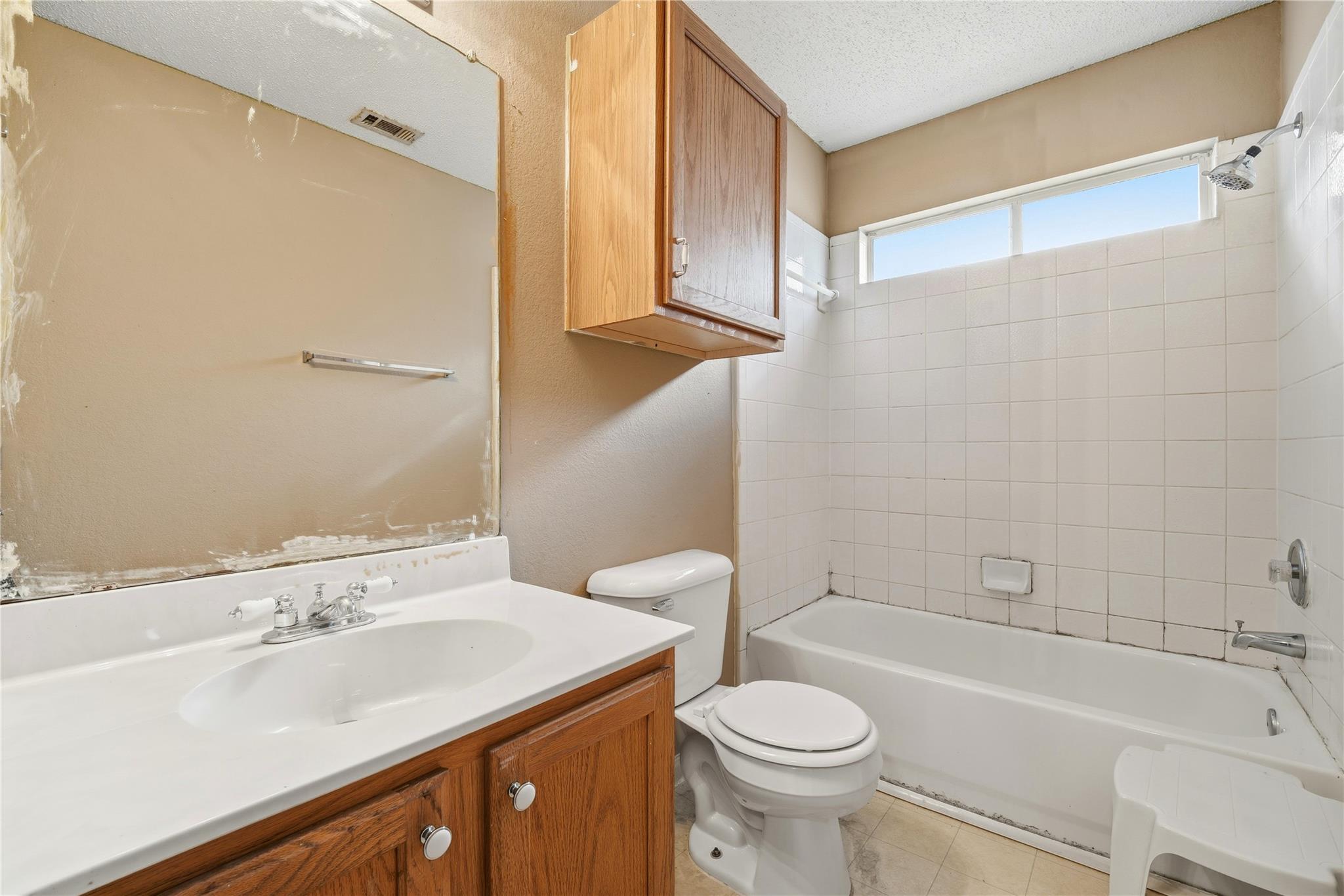 1528 JERUSALEM Dr, Round Rock, TX 78664