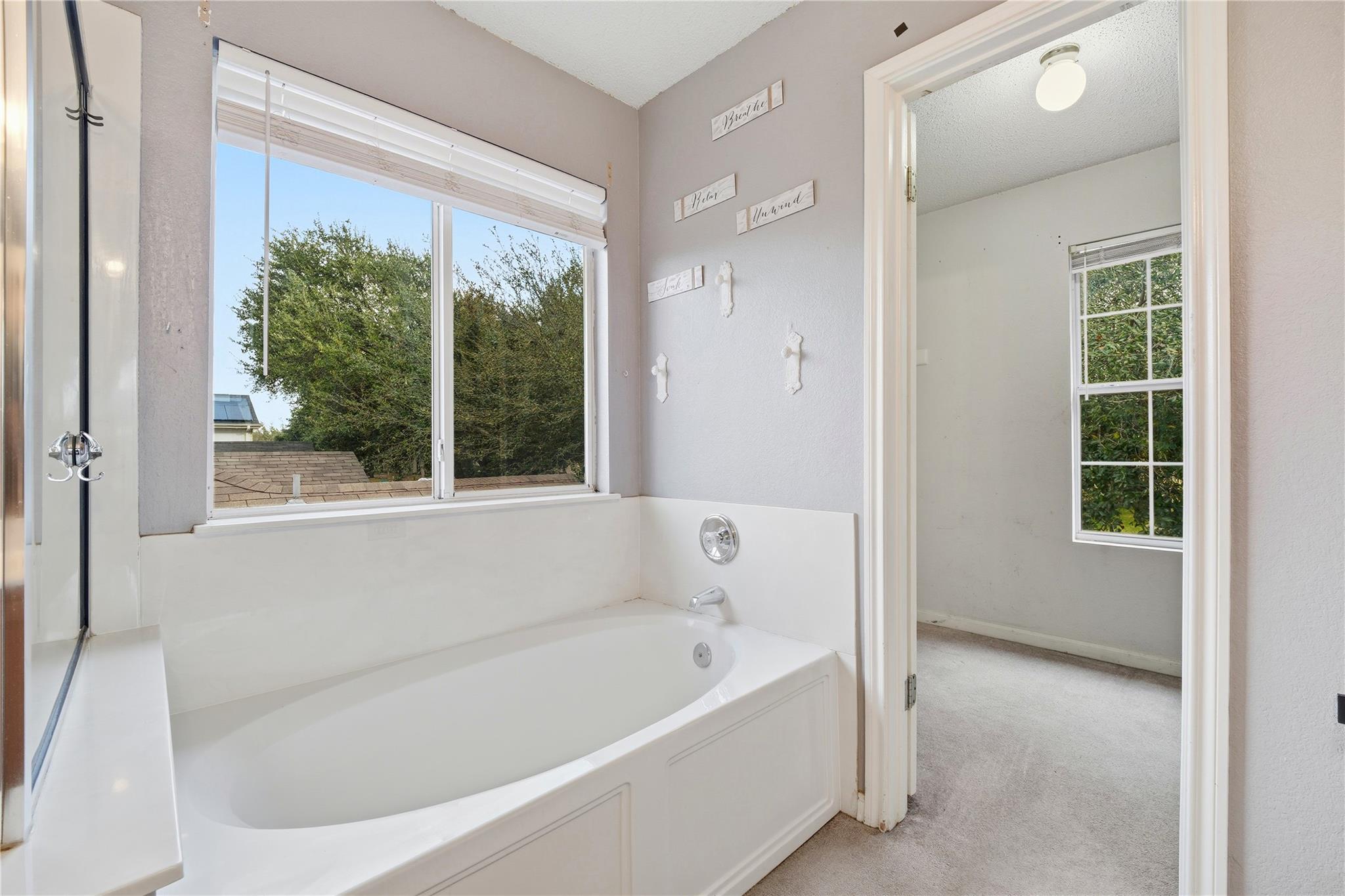 1528 JERUSALEM Dr, Round Rock, TX 78664