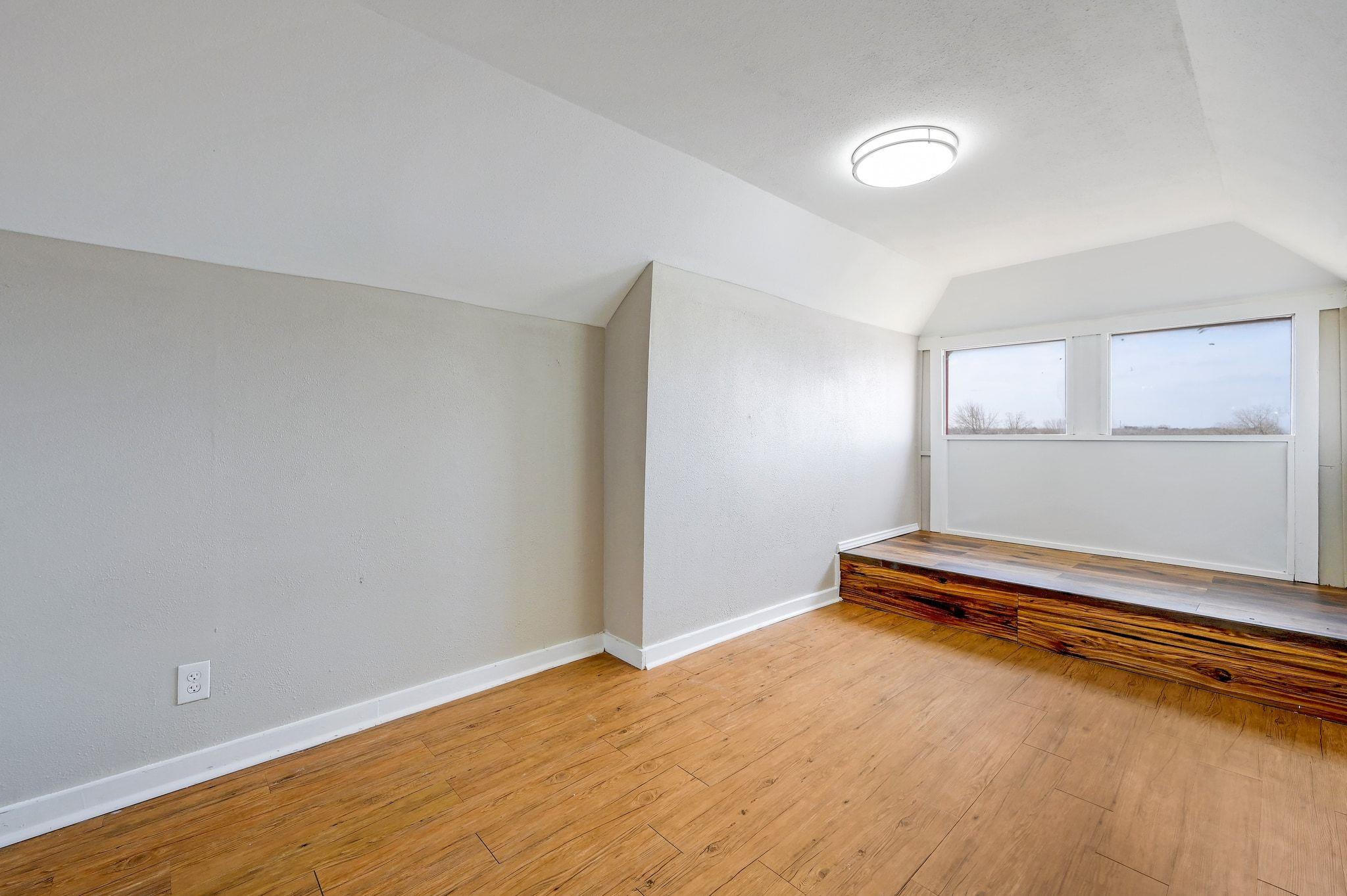 14100 Camino Real, Niederwald, TX 78640