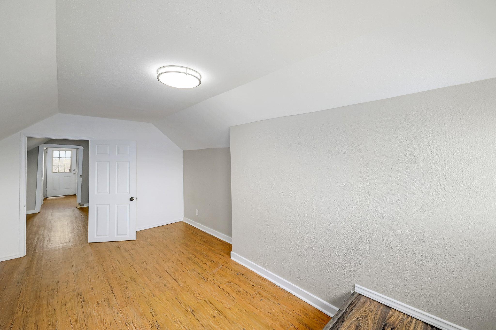 14100 Camino Real, Niederwald, TX 78640