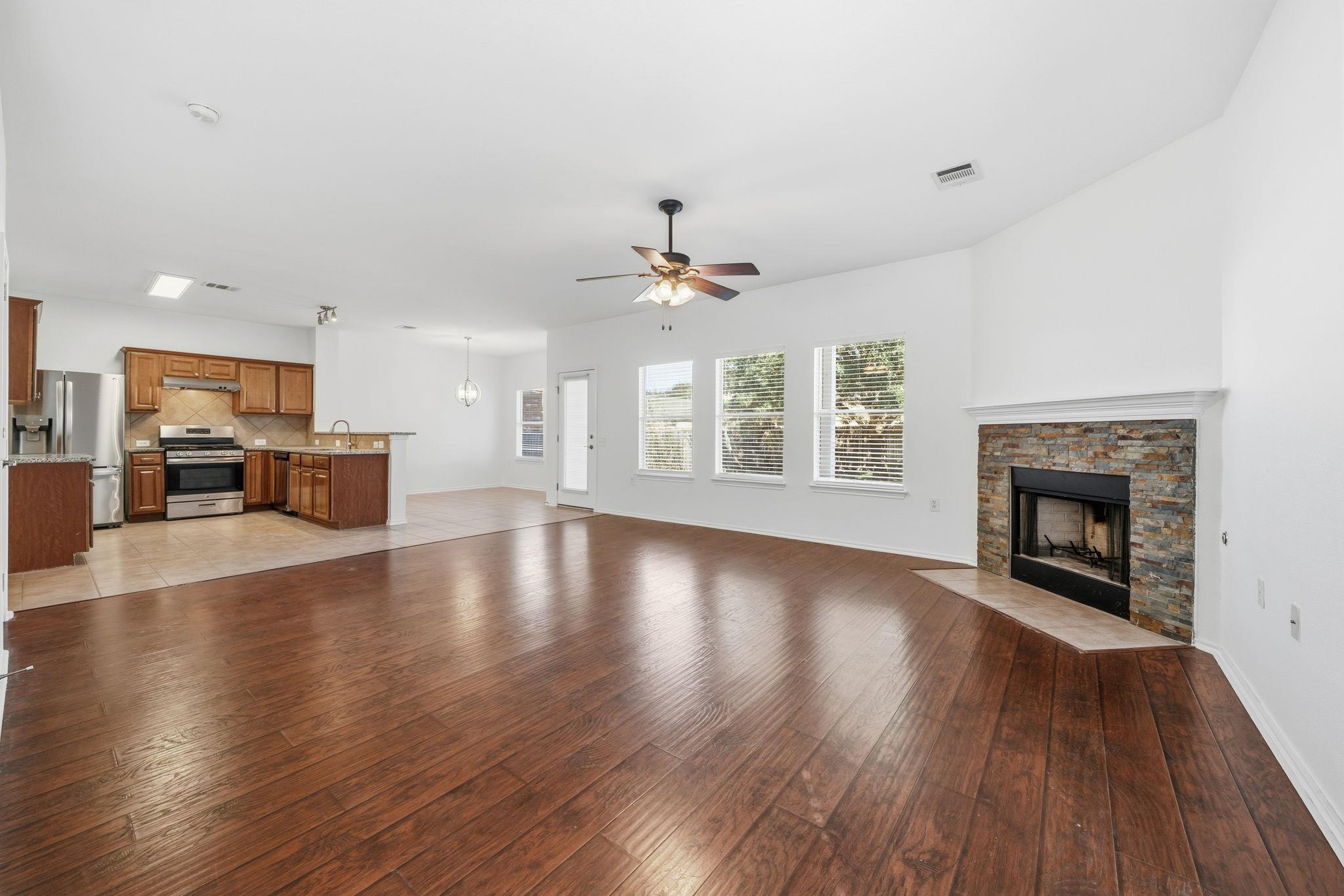 5712 Zachary Scott St, Austin, TX 78747