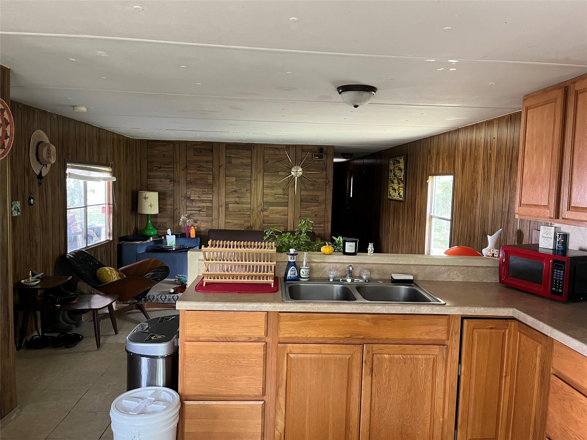 2749 N Main St, Bastrop, TX 78602