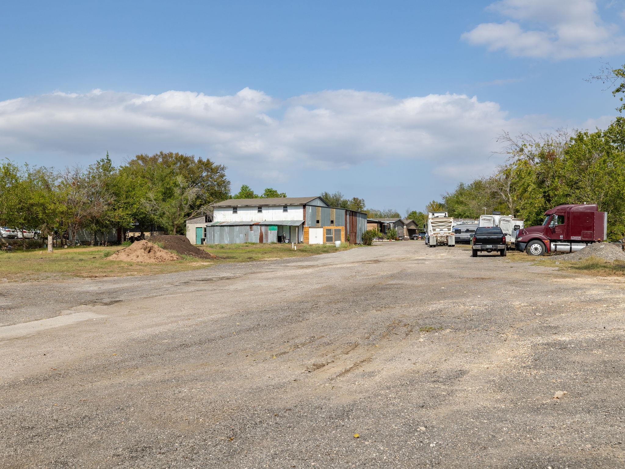 10811 San Jose Ave, Del Valle, TX 78617