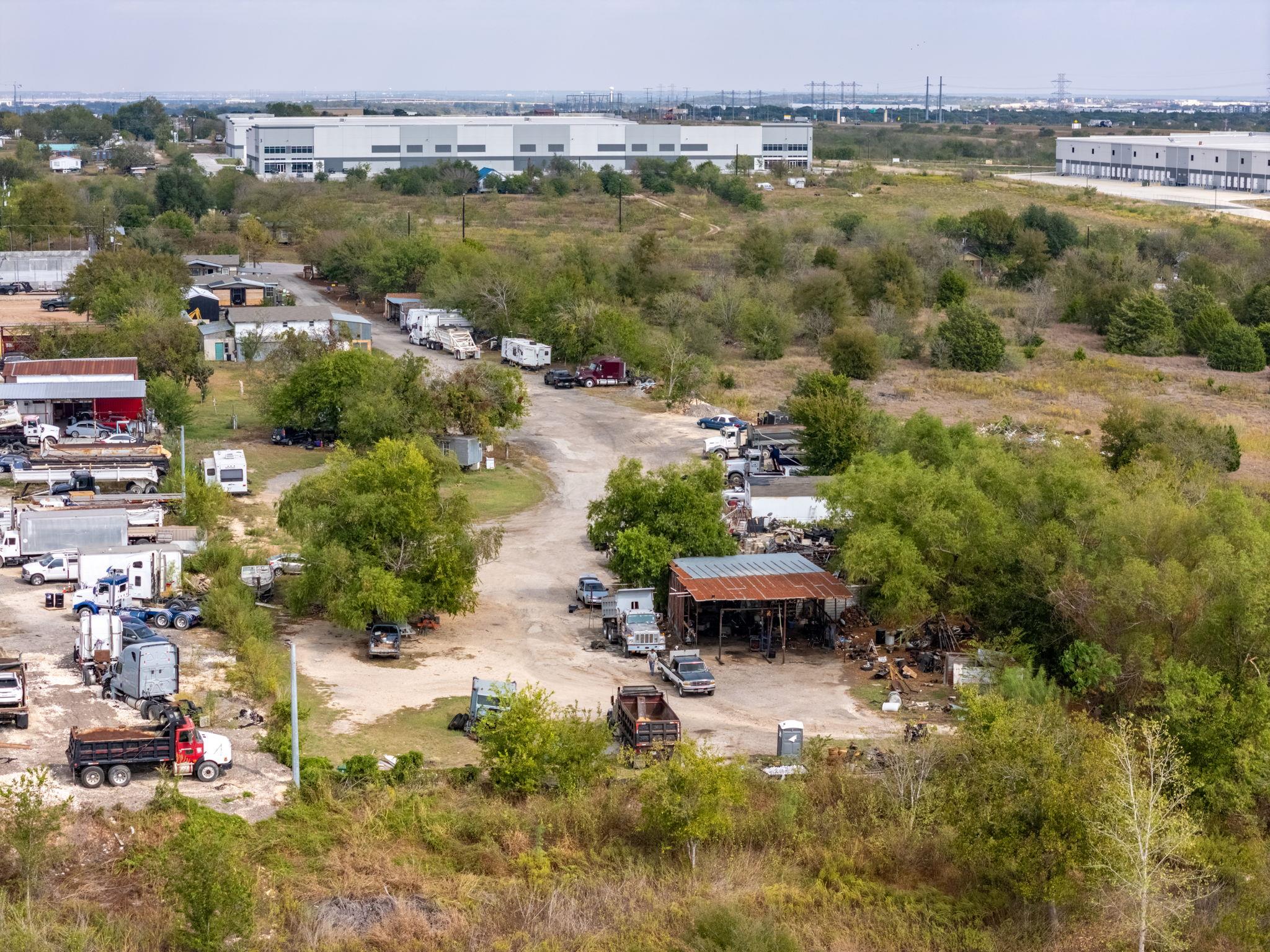 10811 San Jose Ave, Del Valle, TX 78617