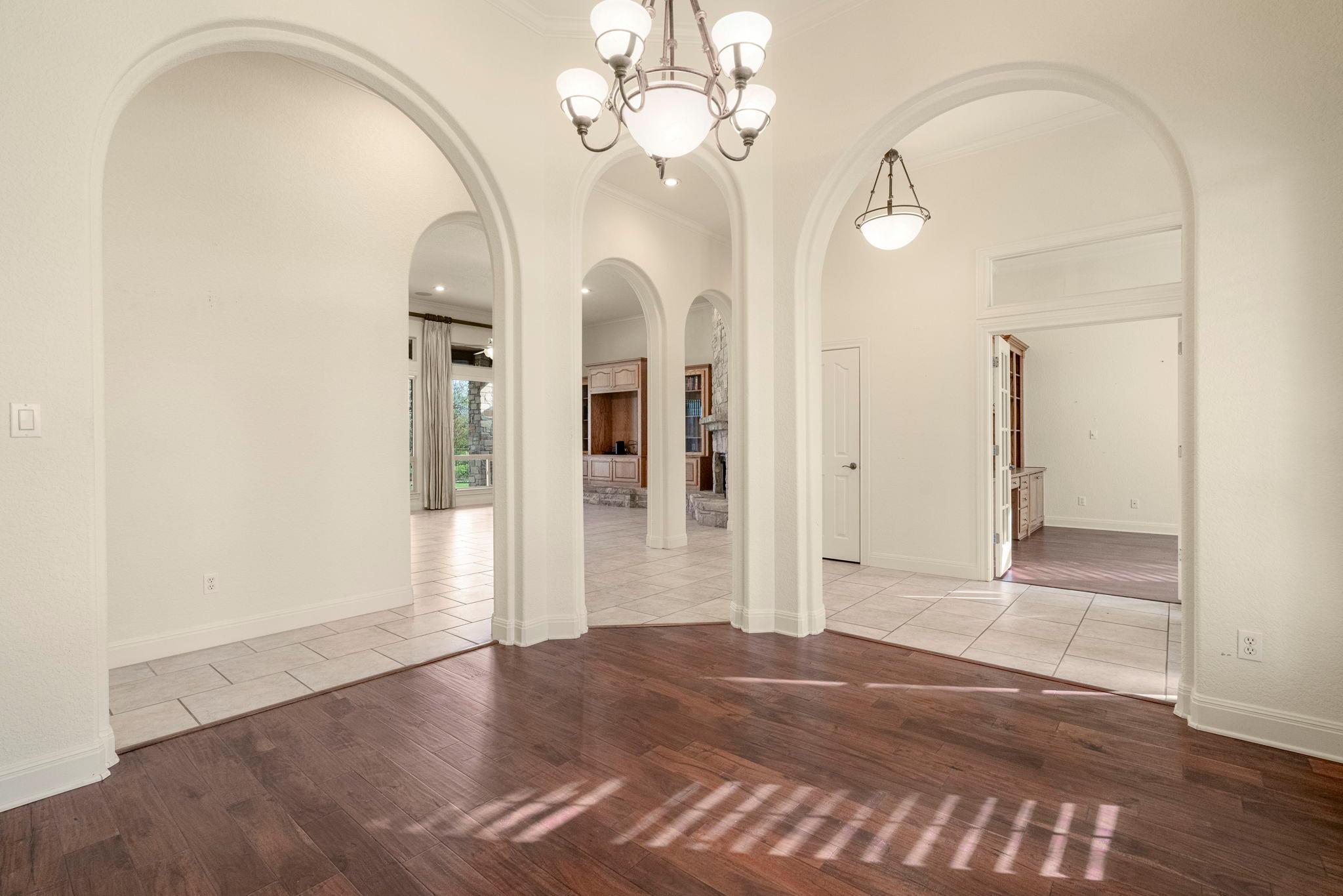 301 Goldridge Dr, Georgetown, TX 78633