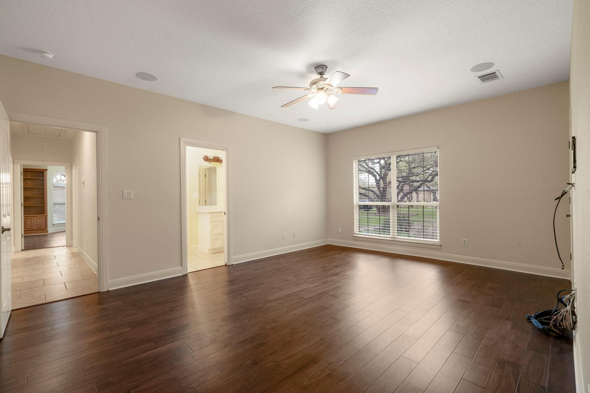 301 Goldridge Dr, Georgetown, TX 78633