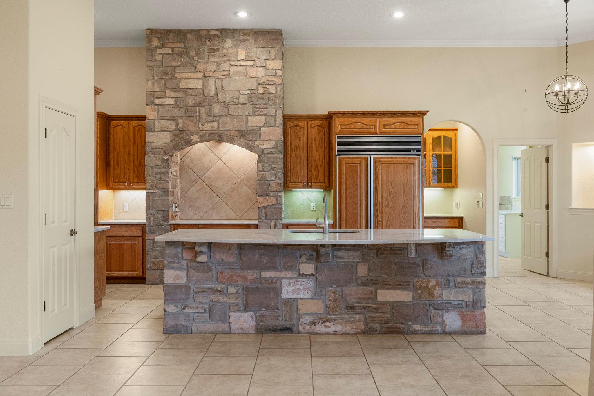 301 Goldridge Dr, Georgetown, TX 78633