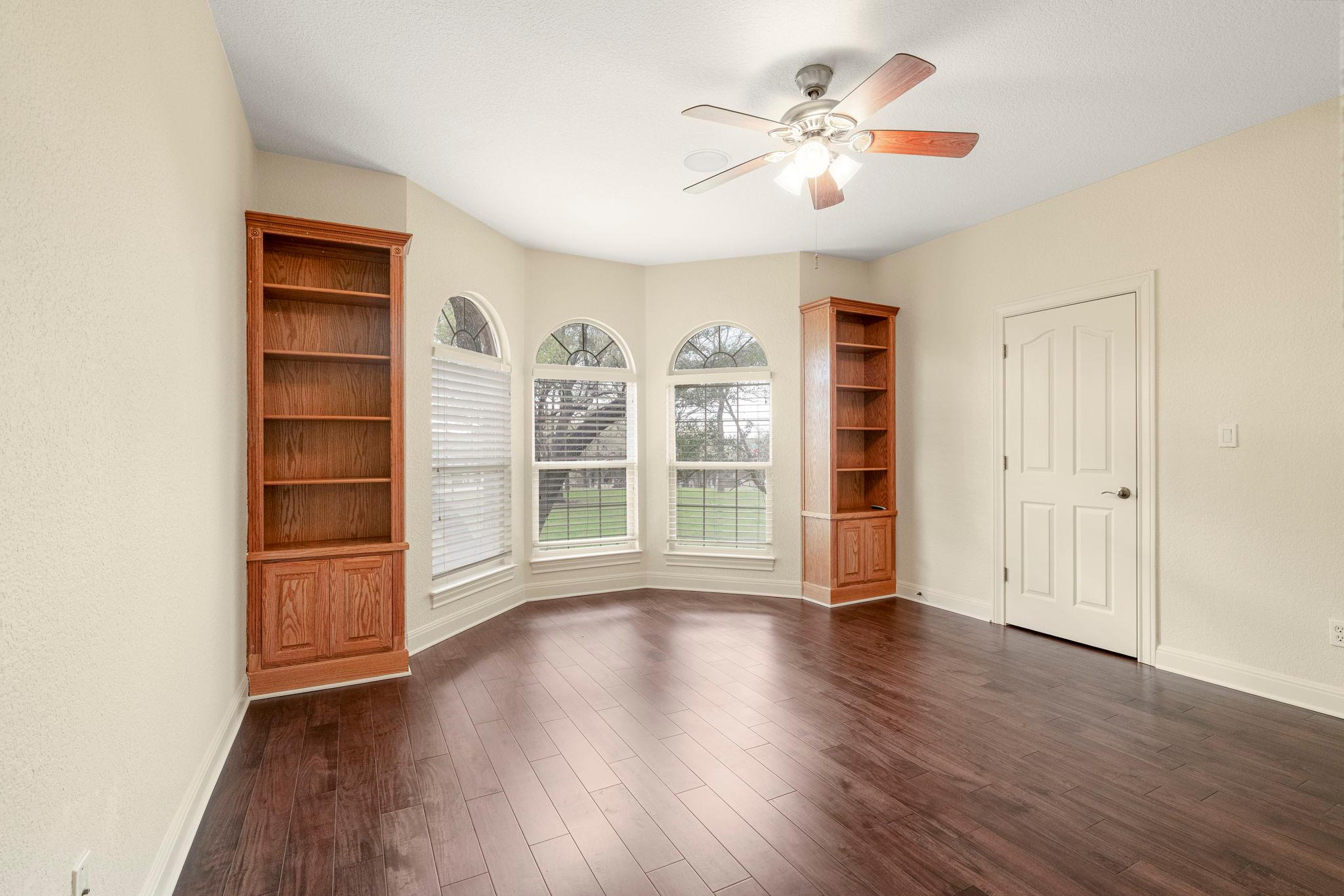 301 Goldridge Dr, Georgetown, TX 78633