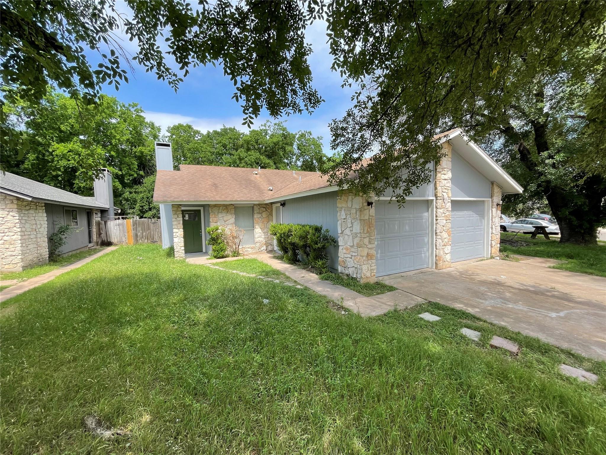 7506 Saint Amant Pl # B, Austin, TX 78749