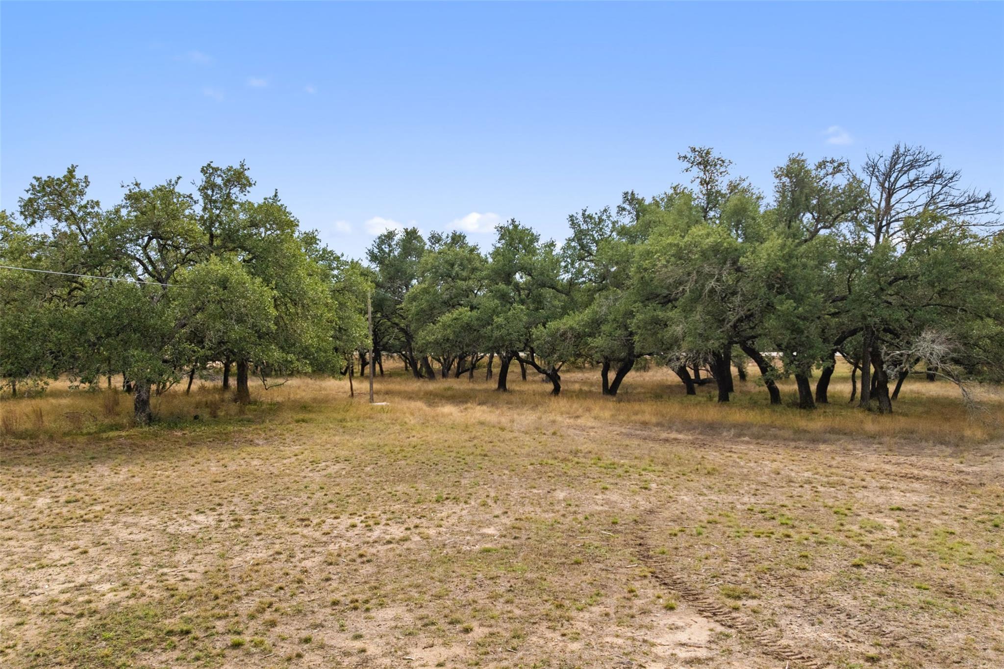 214 Edmonds Ave, Johnson City, TX 78636